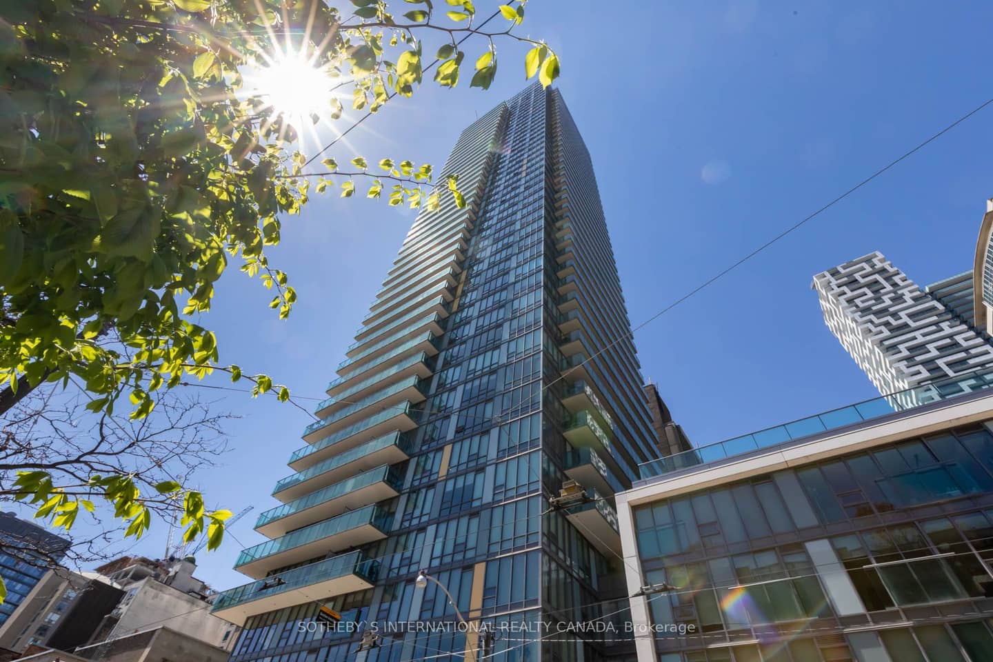 33 Lombard Street 2207, Toronto, ON M5C 3H8