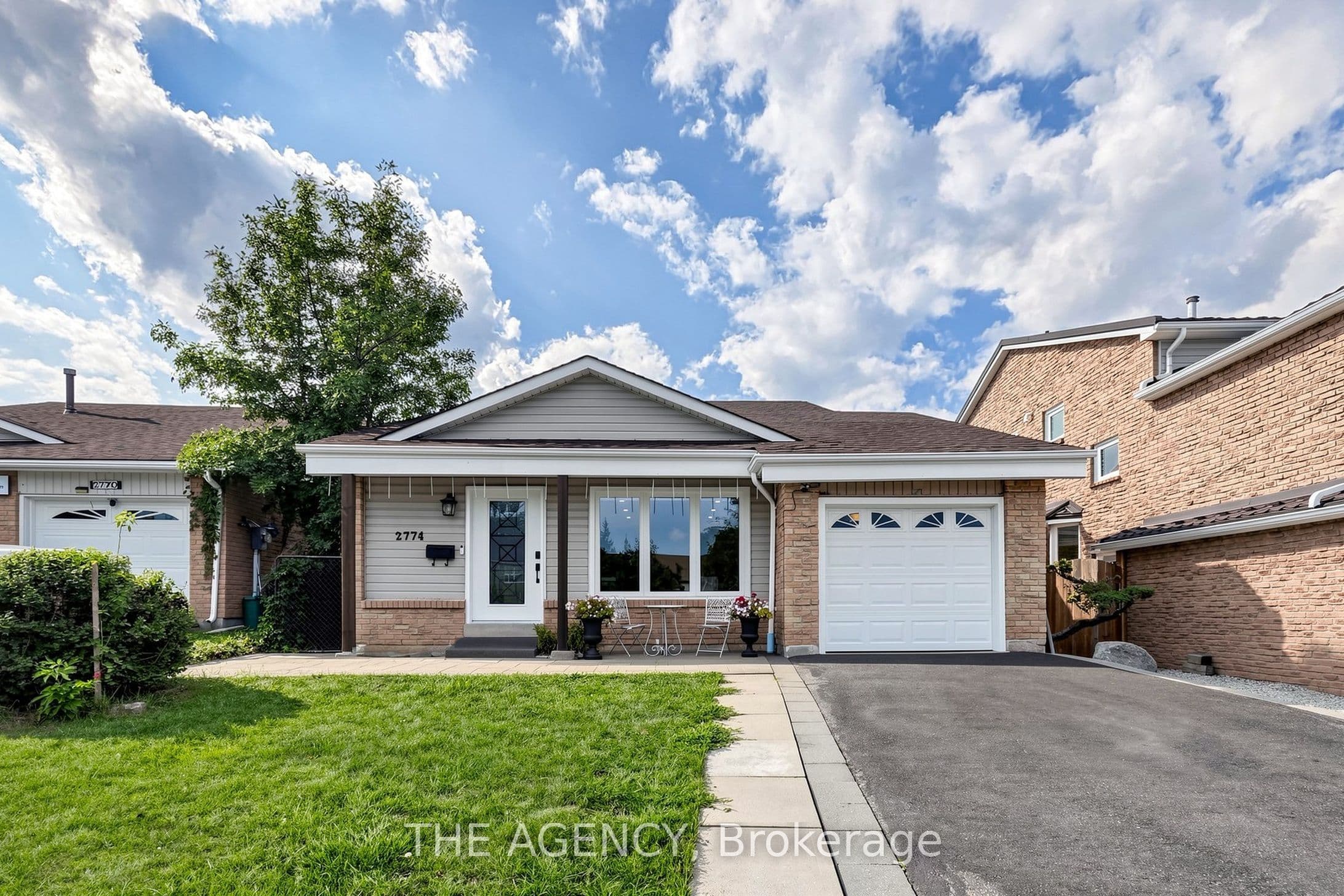 2774 Quill Crescent, Mississauga, ON L5N 2G9