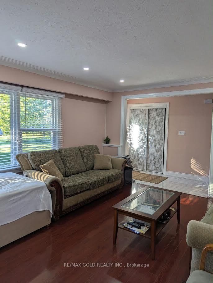 9800 Britannia Road, Milton, ON L9E 0E4