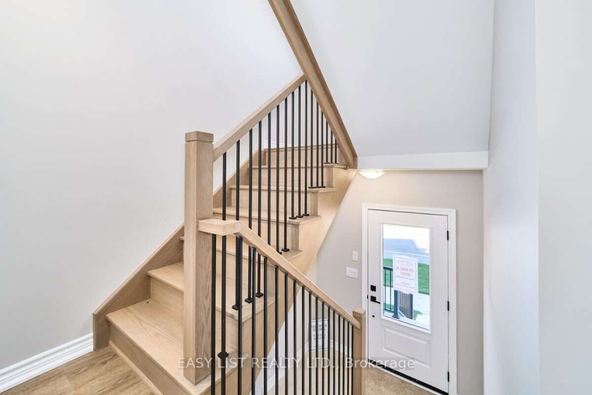 19 Addyman Crescent, Clarington, ON L1B 0X4