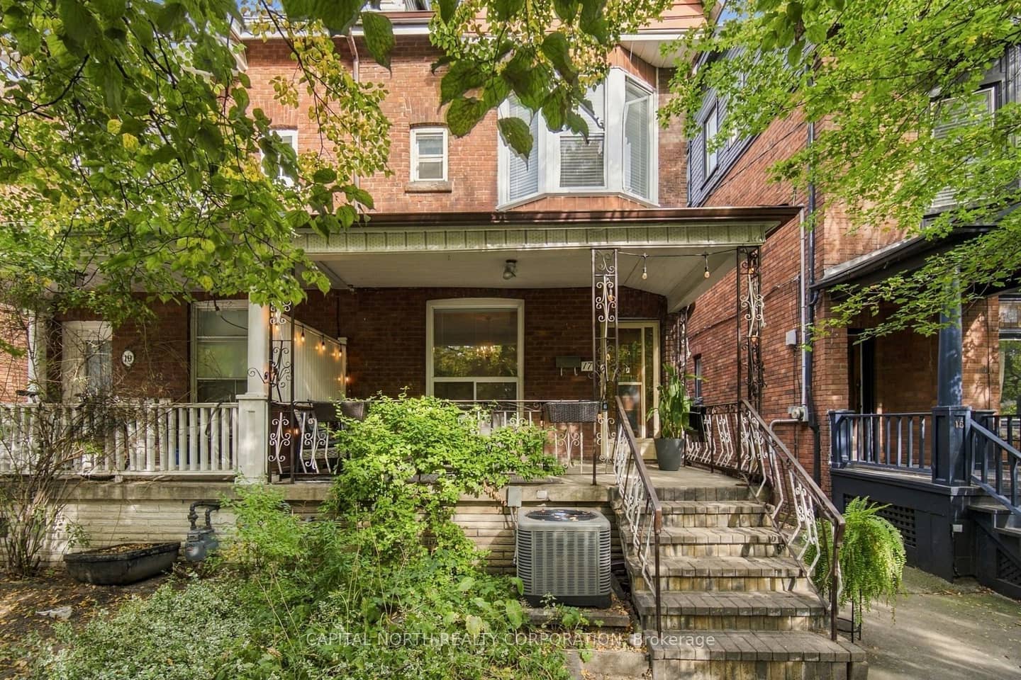 17 Delaware Avenue, Toronto, ON M6H 2S8