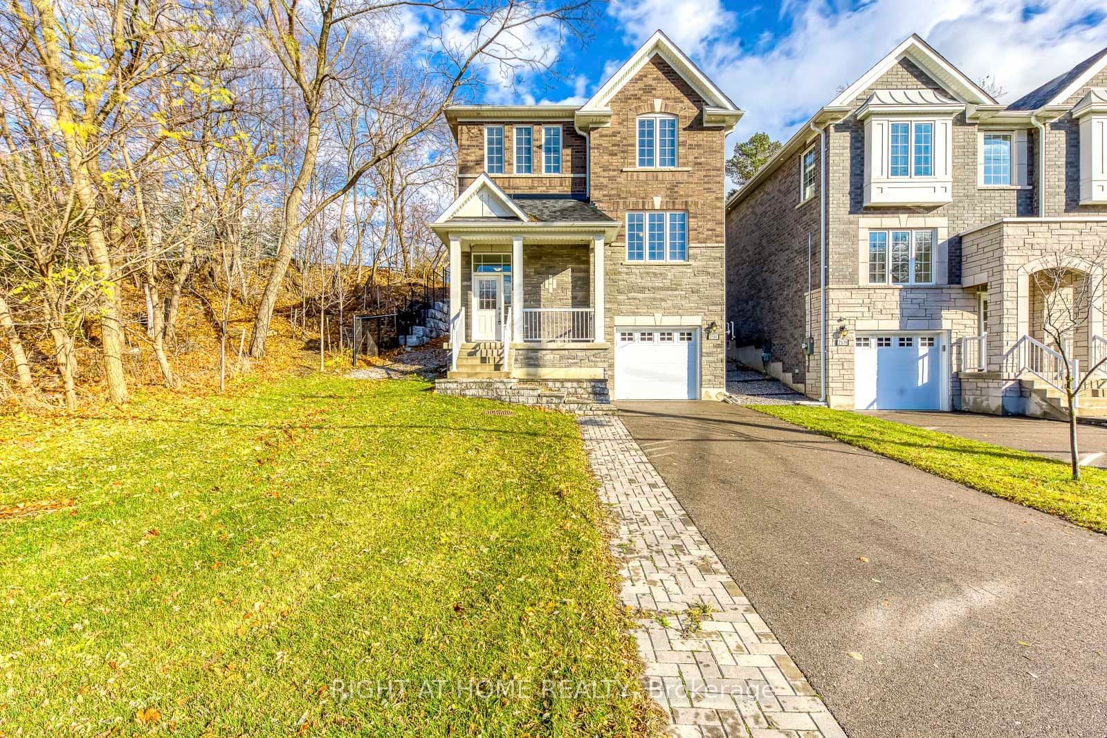 2581 Islington Avenue, Toronto, ON M9V 4A2