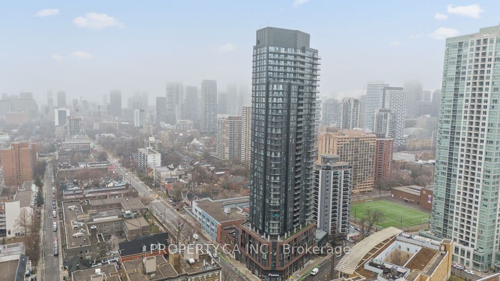 159 Wellesley Street E 2911, Toronto, ON M4Y 0H5