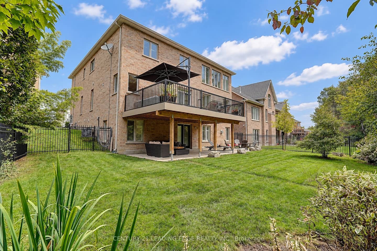 18 Pheasant Drive, Richmond Hill, ON L4E 0T5