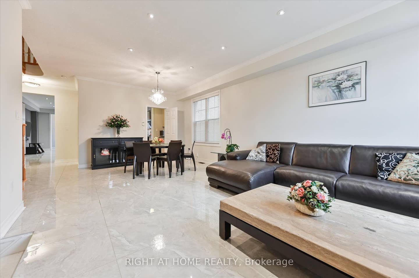 10490 Victoria Square Boulevard, Markham, ON L6C 0A4