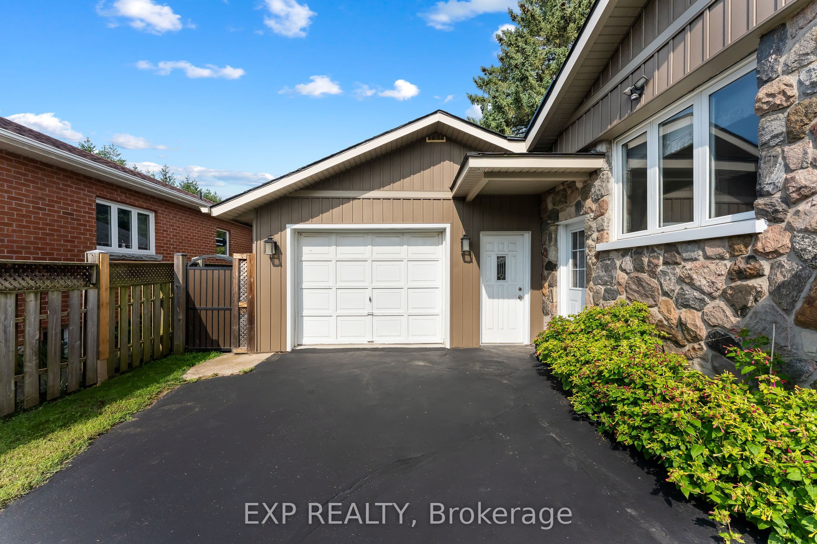 2753 St Paul Avenue, Niagara Falls, ON L2J 2L3
