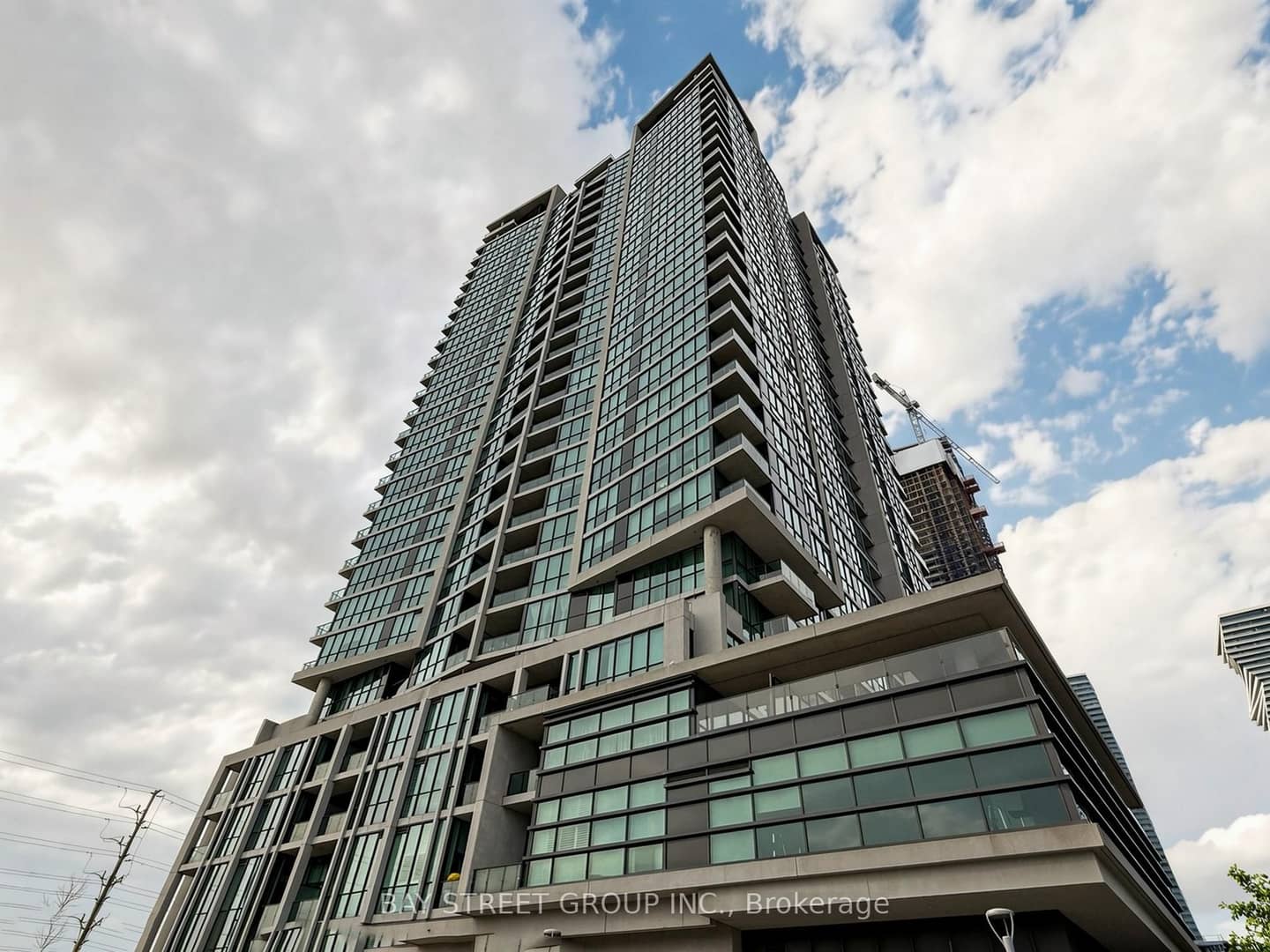 3985 Grand Park Drive 2411, Mississauga, ON L5B 0H8