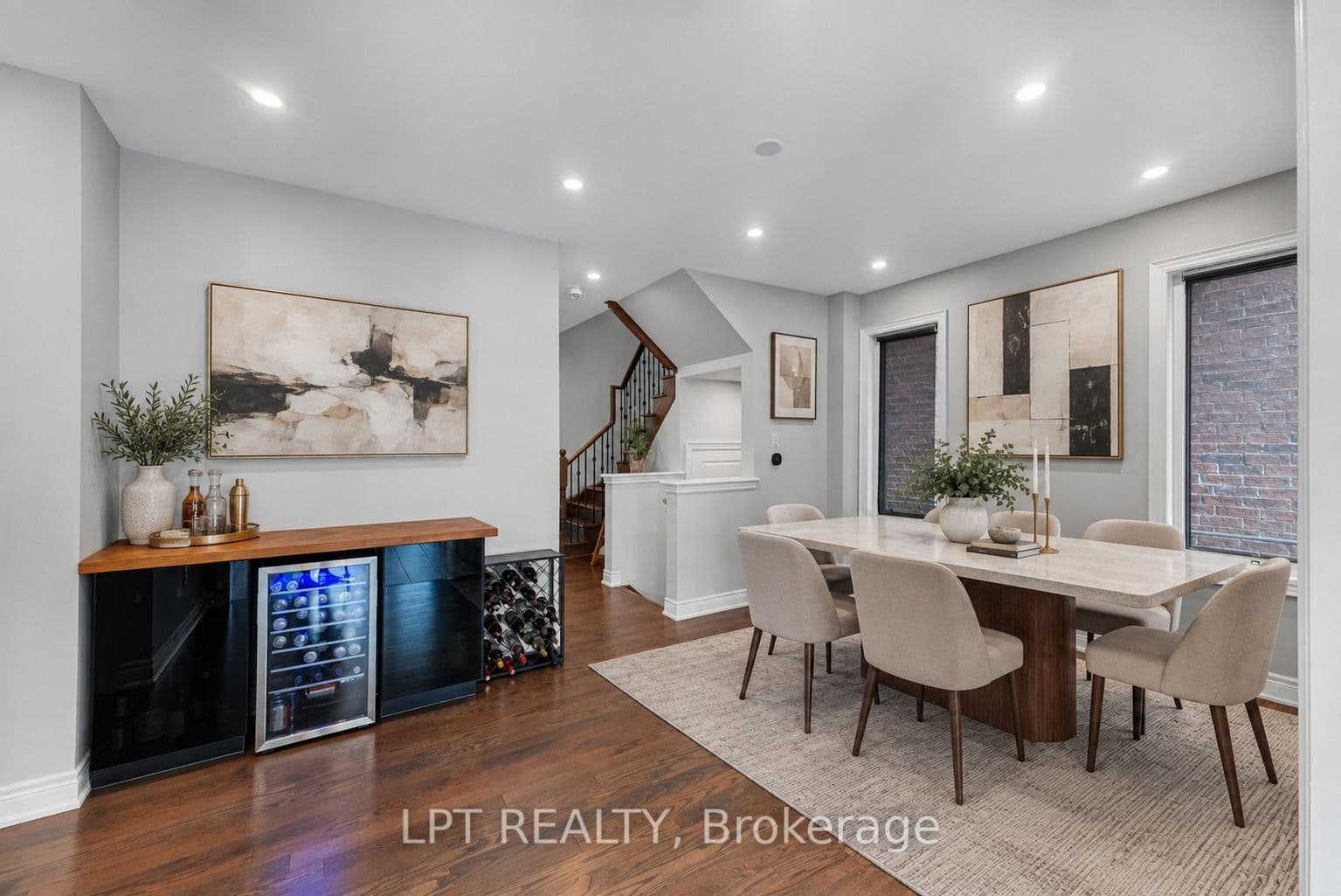 33 Mondial Crescent, East Gwillimbury, ON L9N 0S1