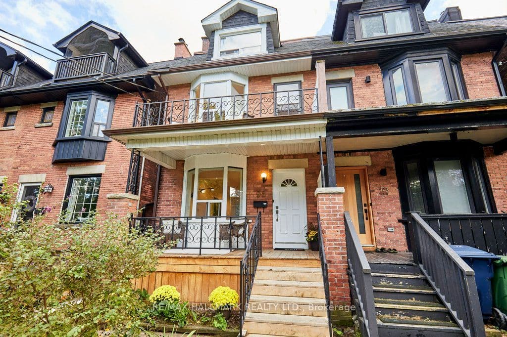 95 Browning Avenue, Toronto, ON M4K 1W2