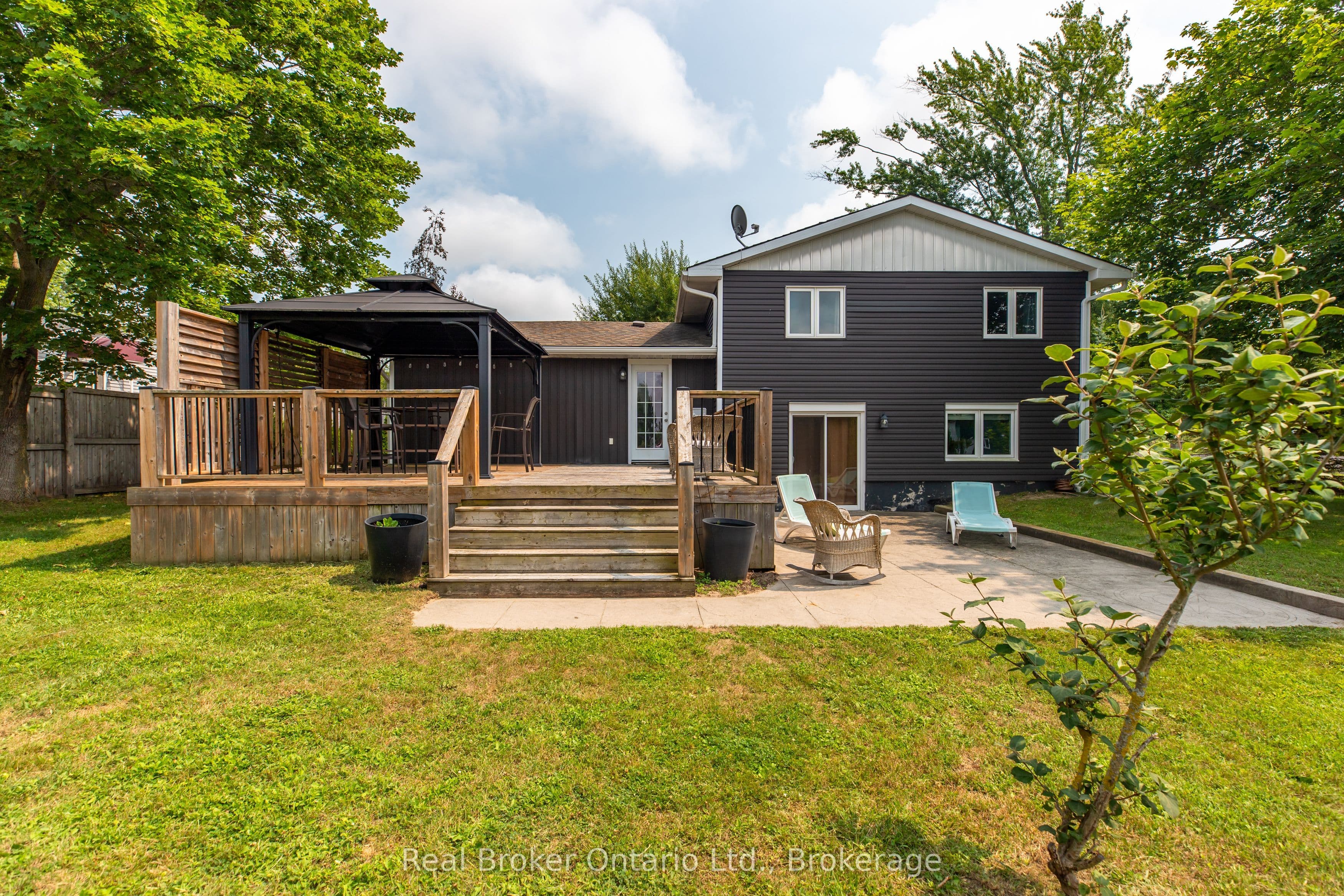 115 Carlisle Street, Saugeen Shores, ON N0H 2L0