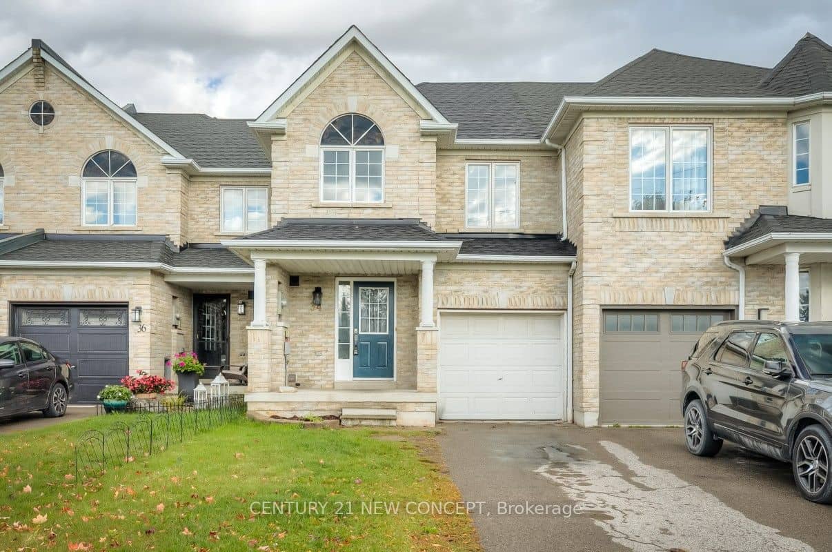 34 Odessa Crescent, Whitby, ON L1R 3N9