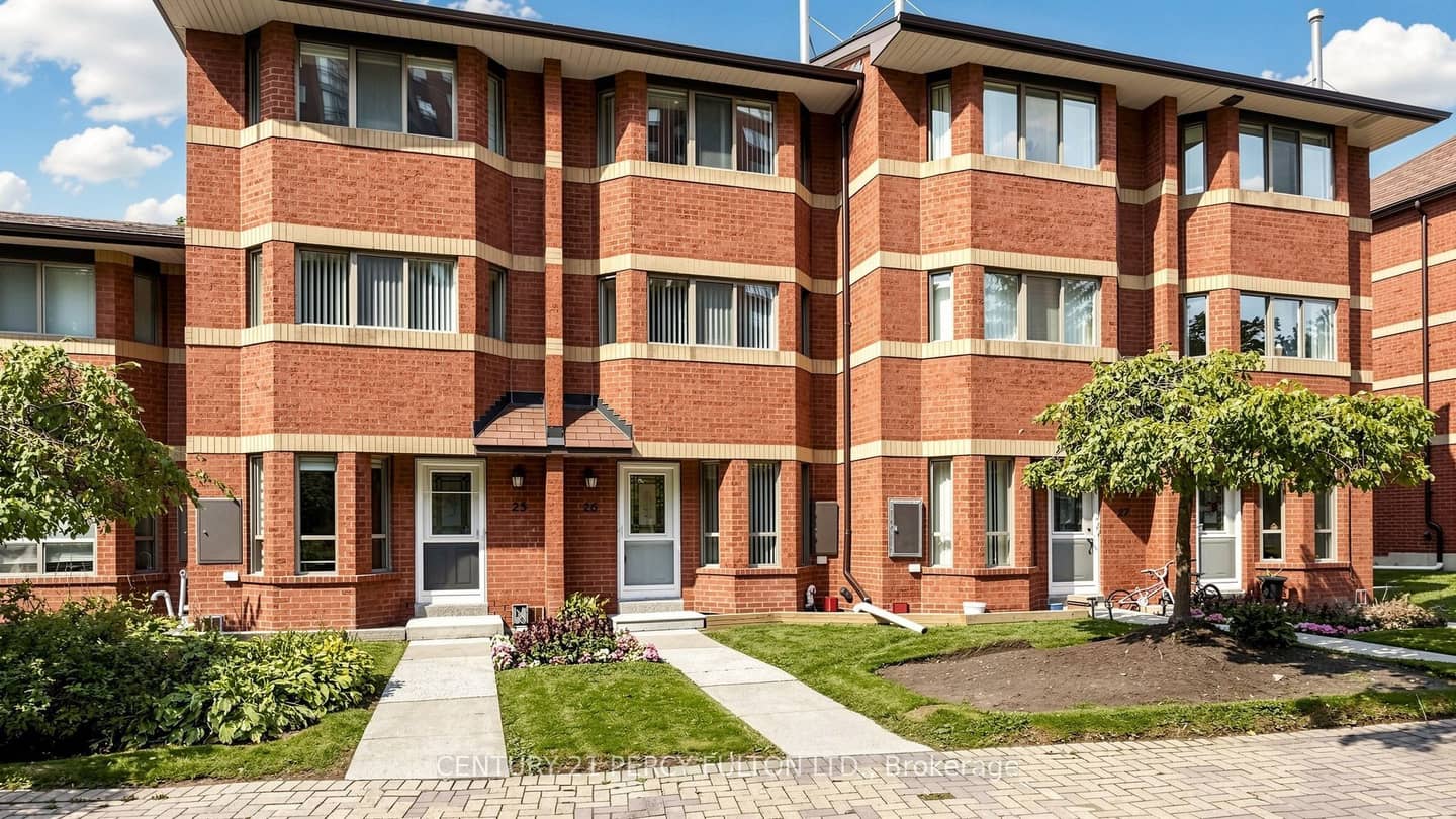 2472 Eglinton Avenue E TH26, Toronto, ON M1K 5J9