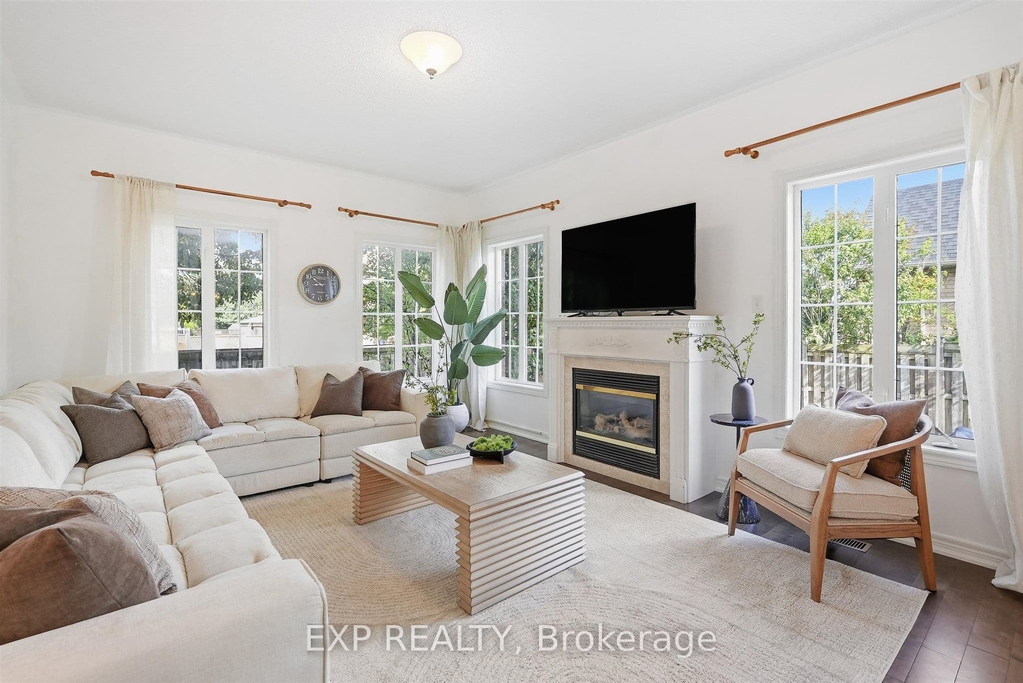 1046 Agram Drive, Oakville, ON L6H 7L6