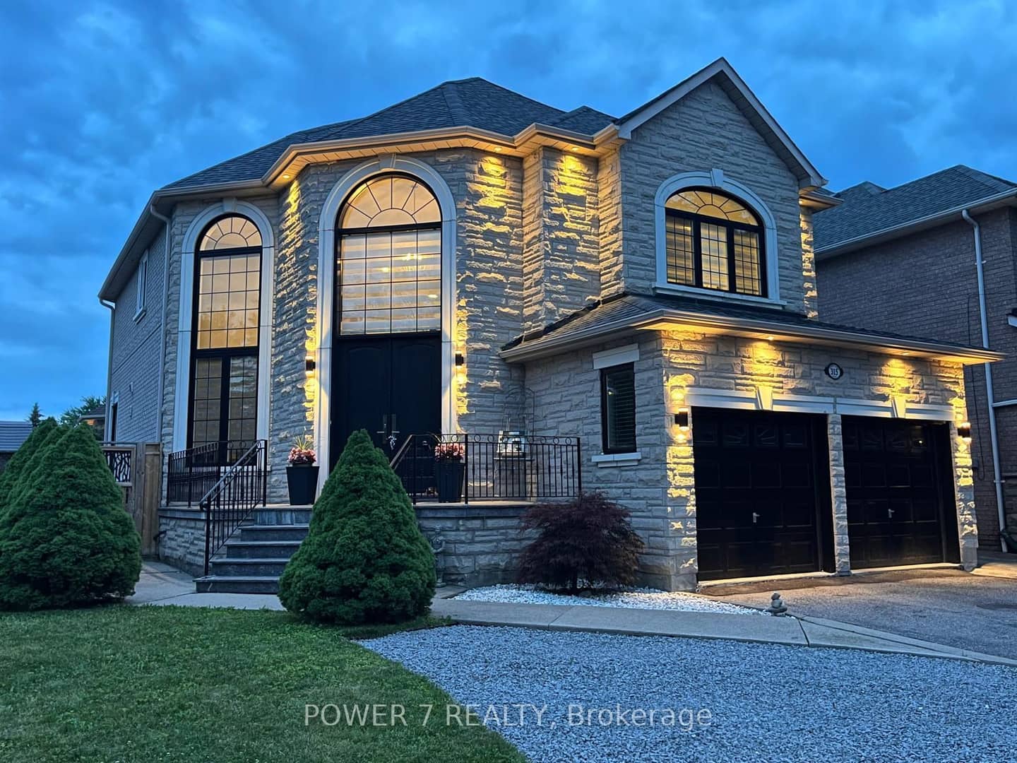 315 North Lake Road, Richmond Hill, ON L4E 3A2
