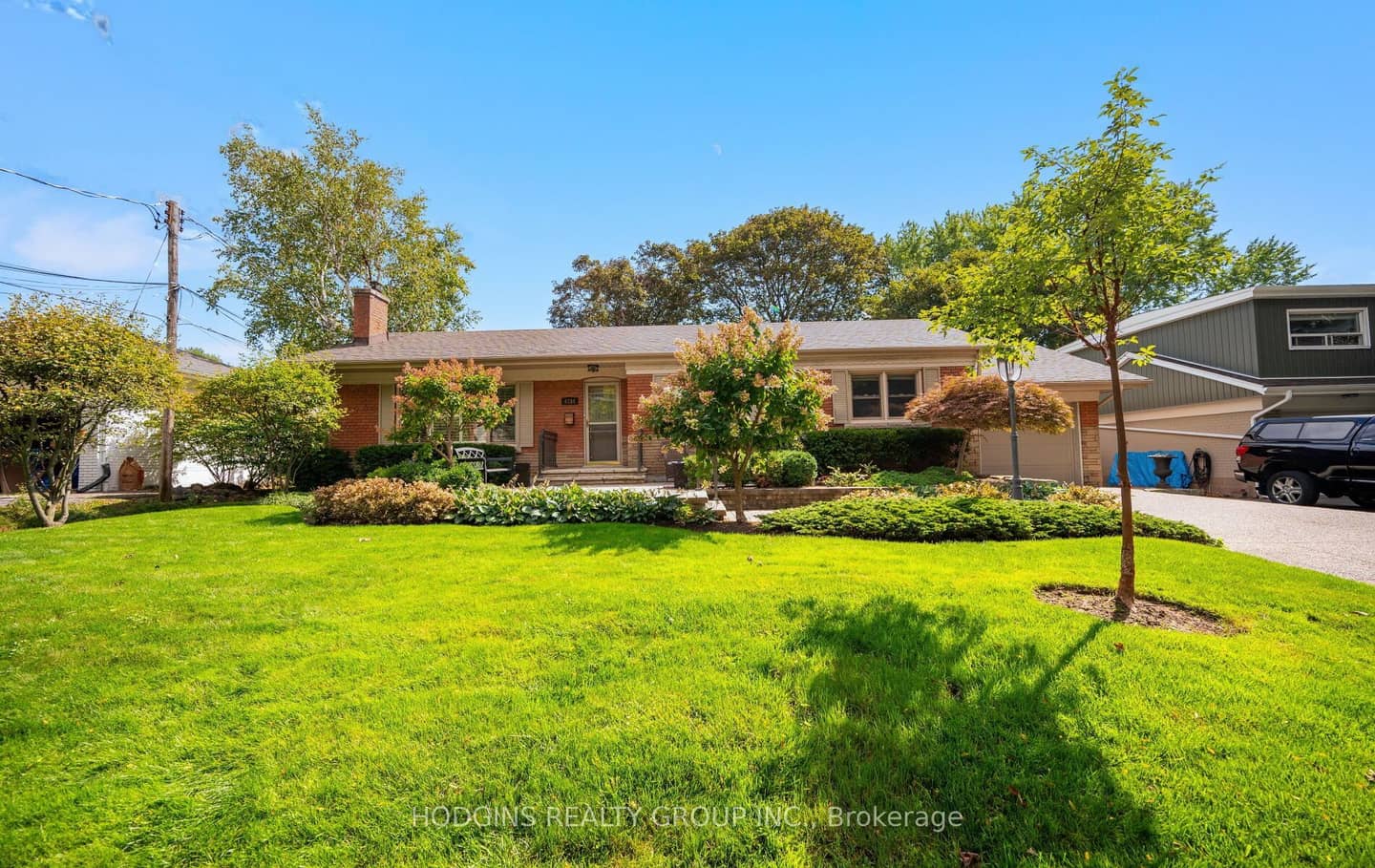 4334 Spruce Avenue, Burlington, ON L7L 1L5