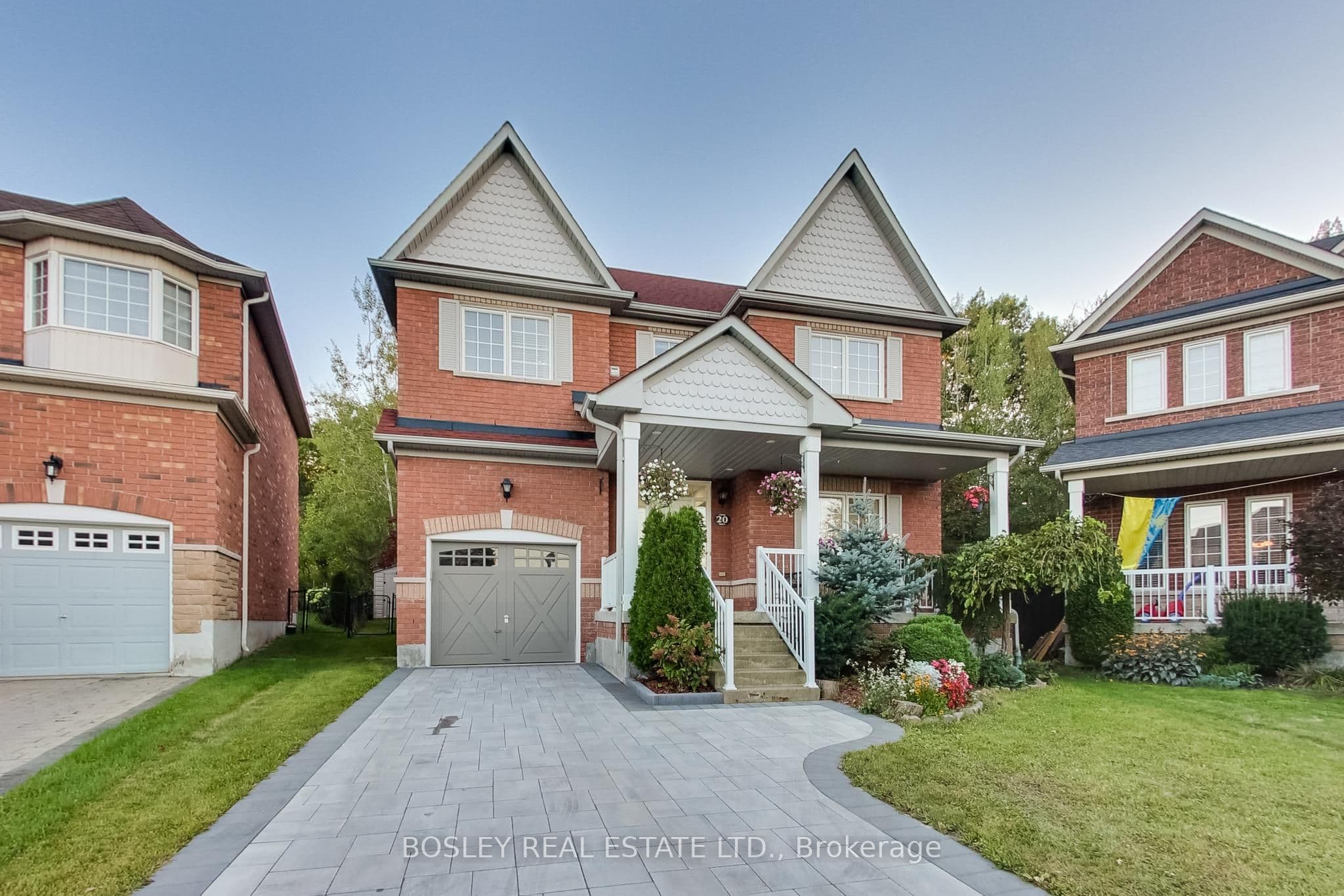 20 Trish Drive, Richmond Hill, ON L4E 5C5