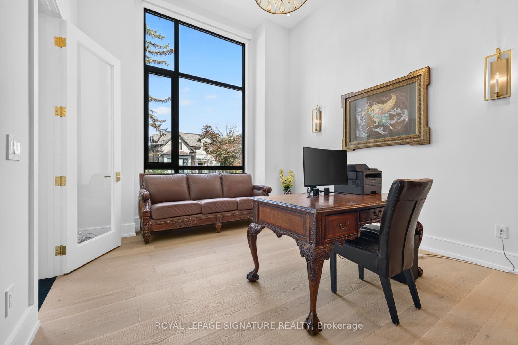257 Lawrence Avenue E, Toronto, ON M4N 1T6