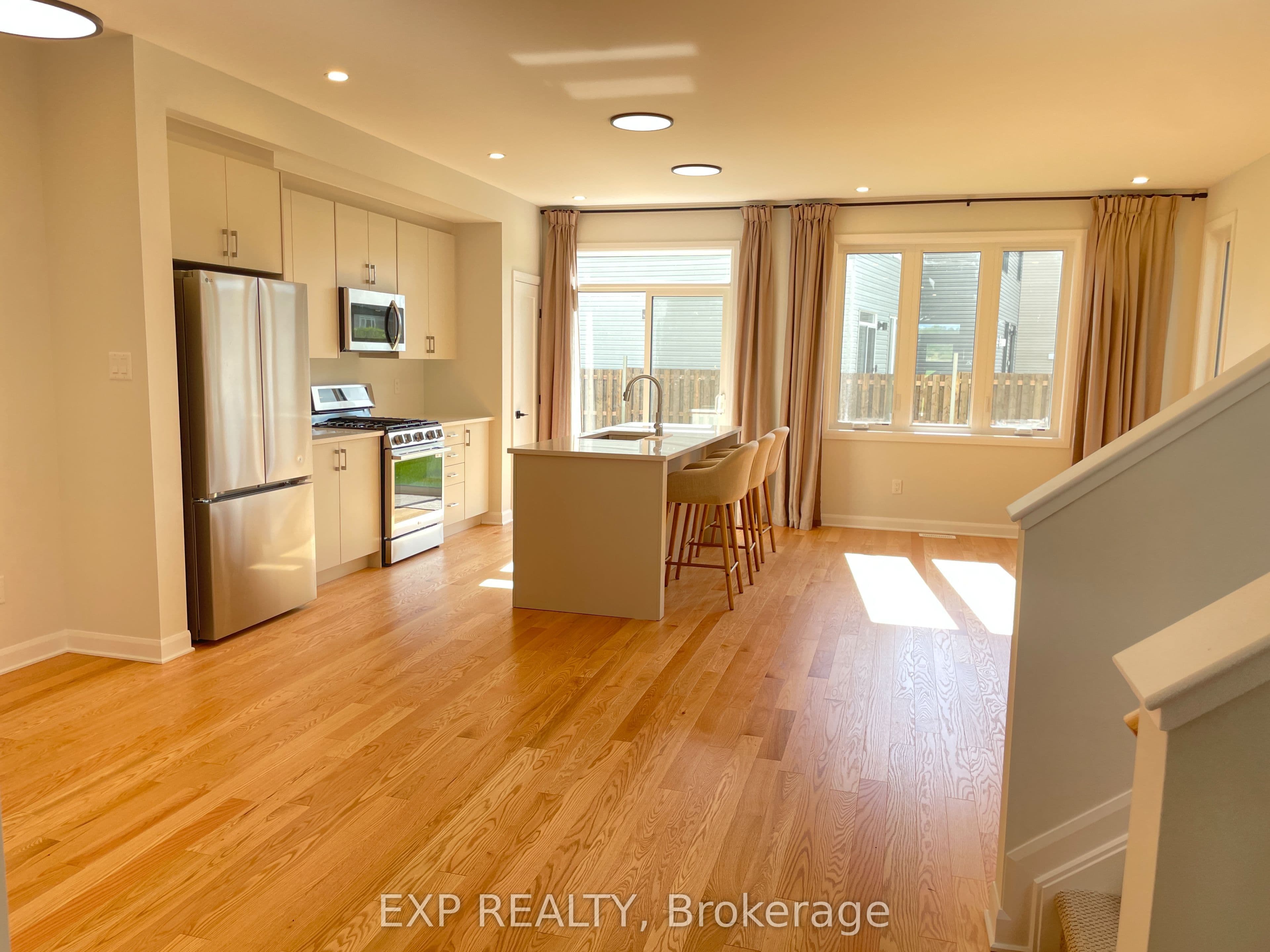 431 Gerry Emon Street, Mississippi Mills, ON K0A 1A0