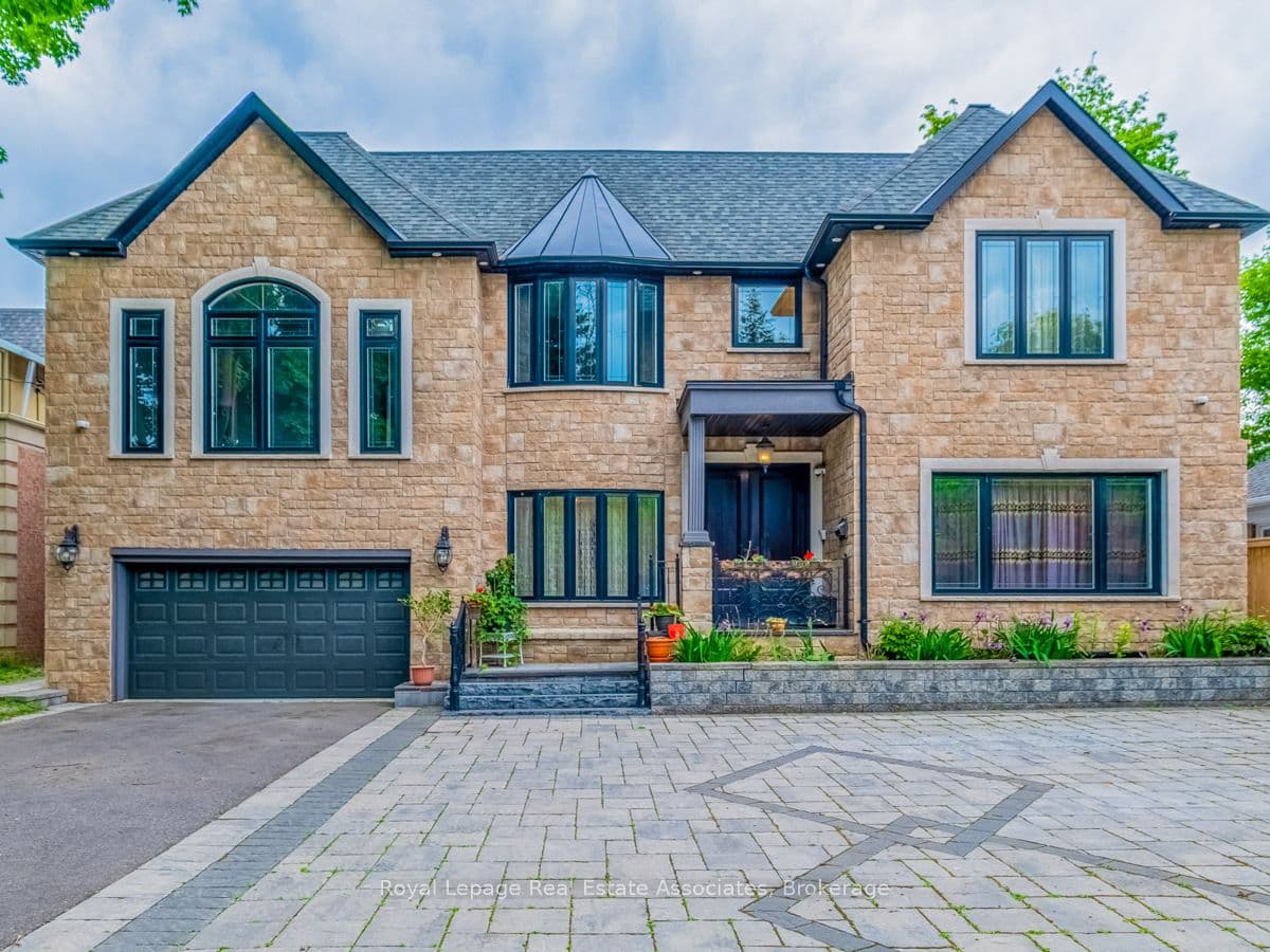 96 Elmcrest Road, Toronto, ON M9C 3R9