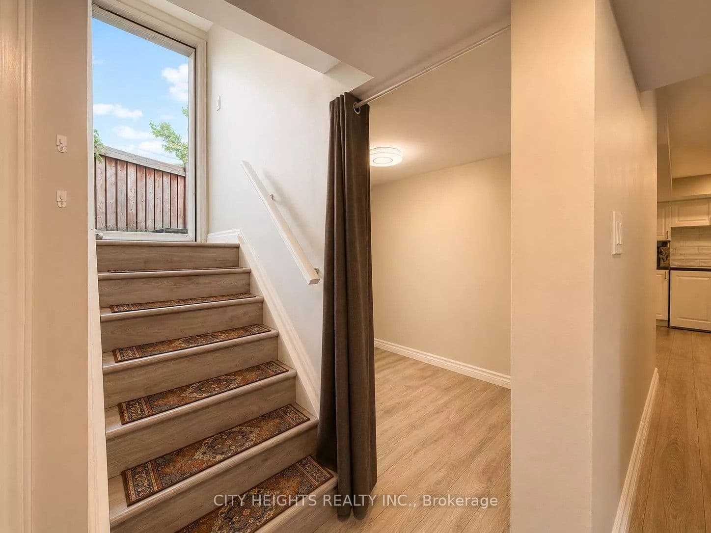 1141 Beaver Valley Crescent Basement, Oshawa, ON L1J 8N3