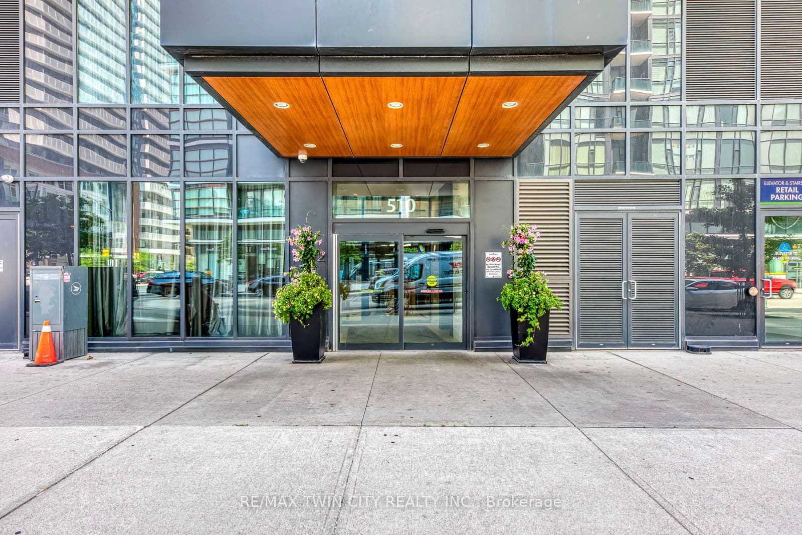 510 Curran Place 511, Mississauga, ON L5B 0J8