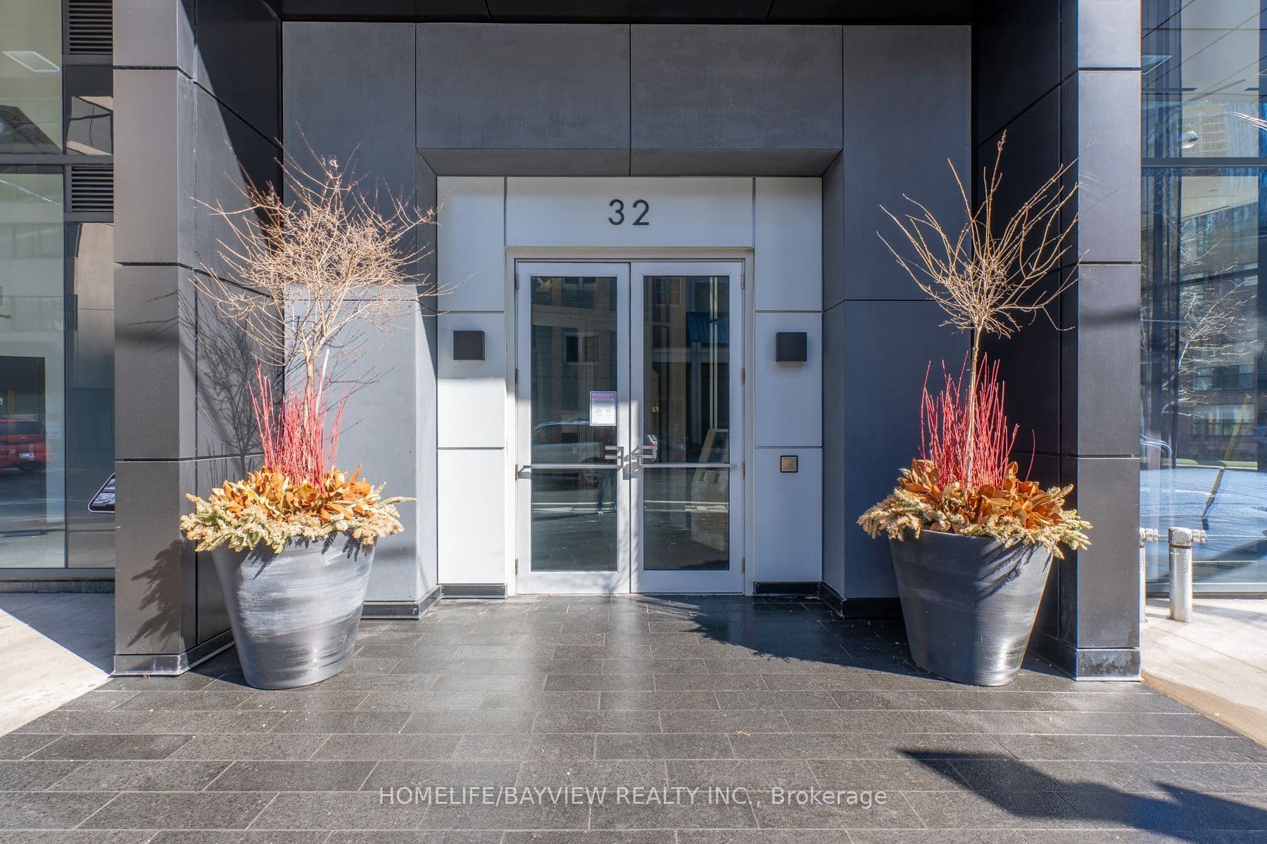 32 Davenport Road 703, Toronto, ON M5R 0B5