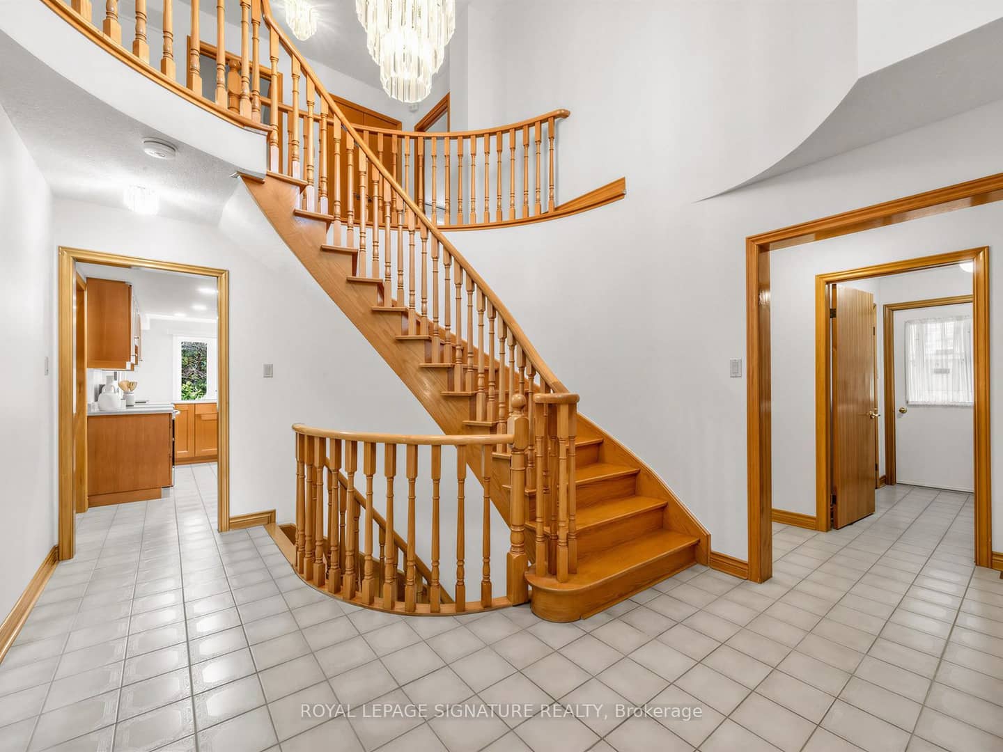 30 Invermarge Drive, Toronto, ON M1C 3M4
