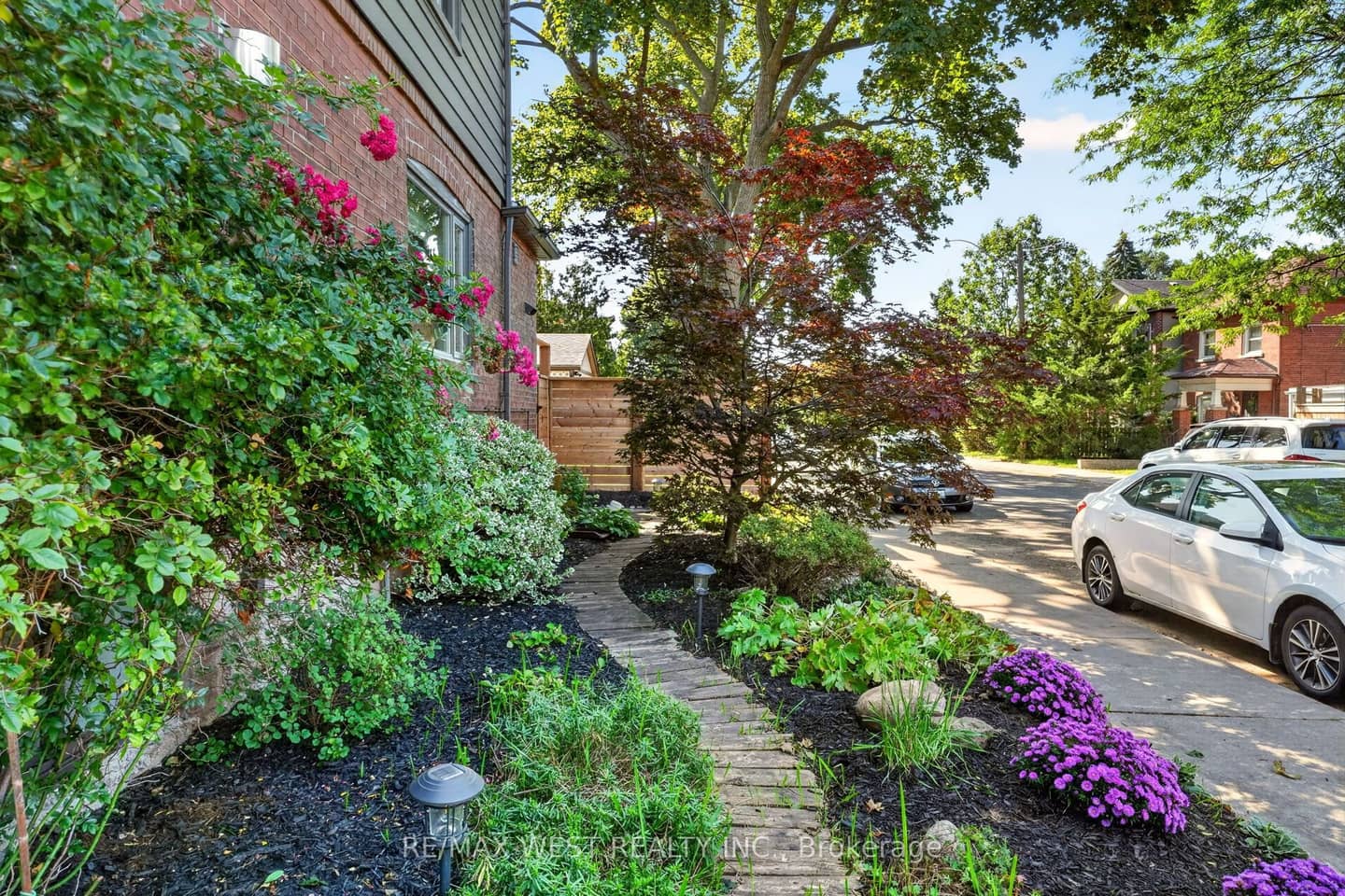 47 Deforest Road, Toronto, ON M6S 1J1