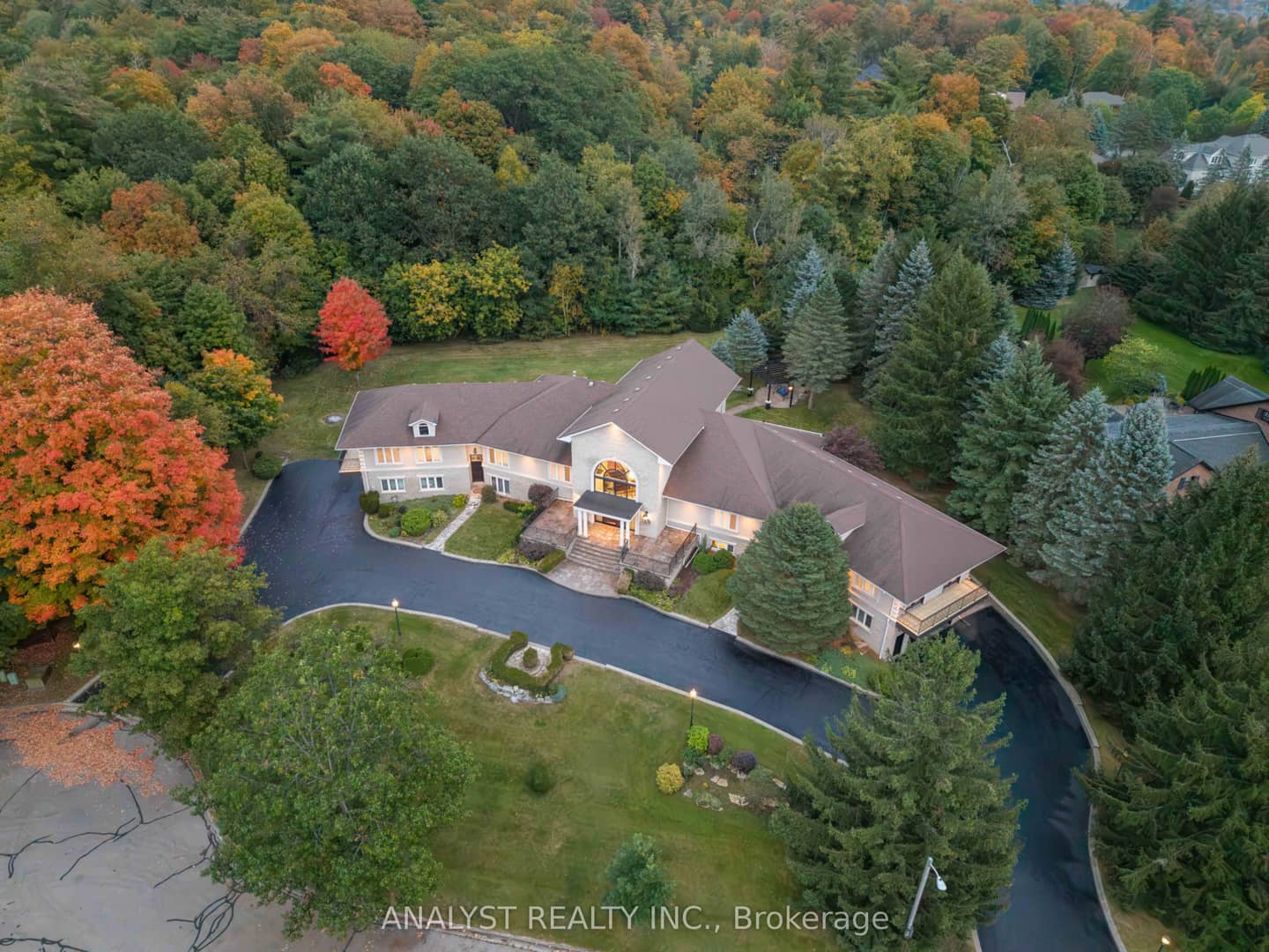 81 Orico Court, Vaughan, ON L0J 1C0