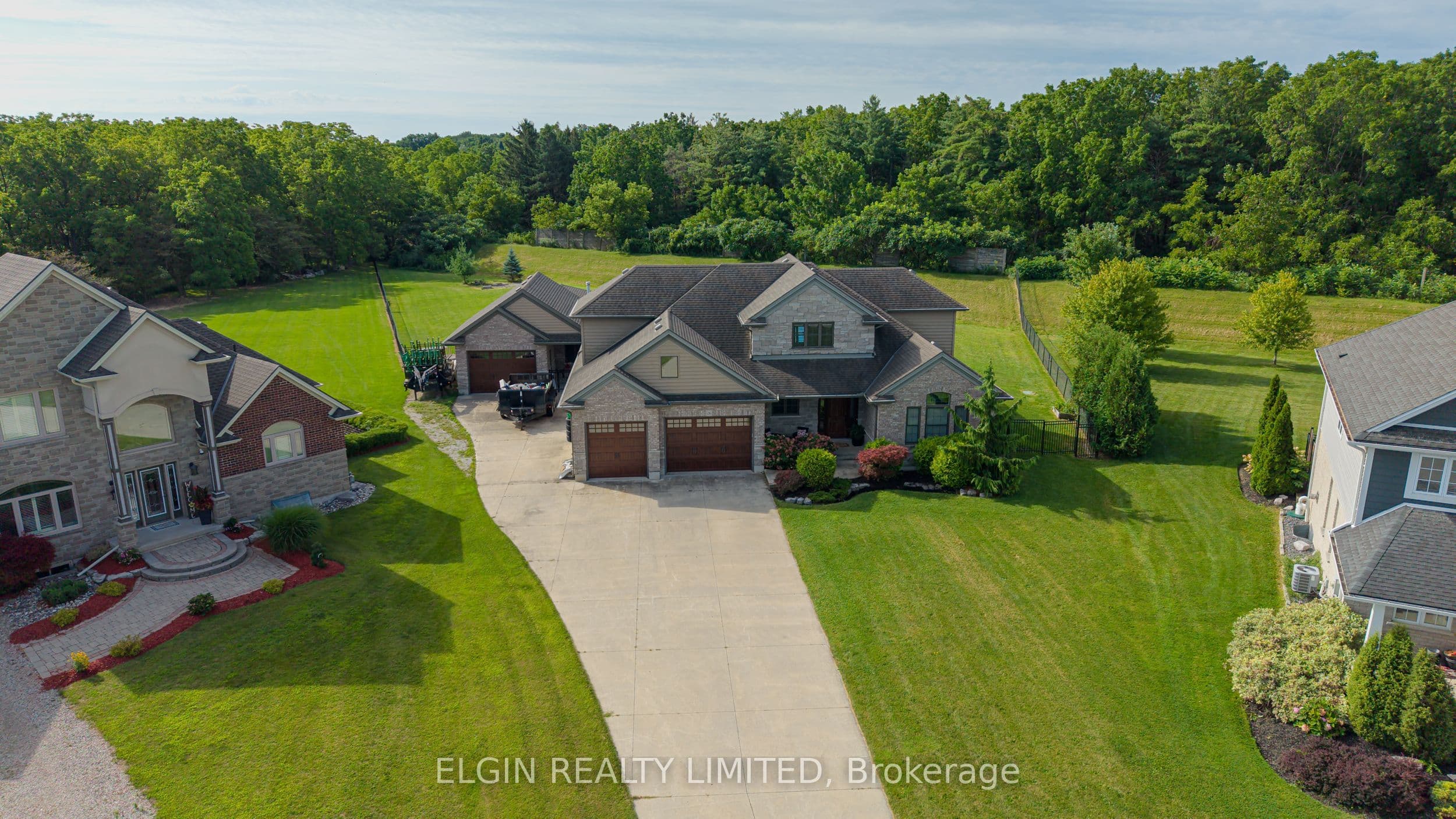 26 Blossom Ridge, Central Elgin, ON N5P 3S7