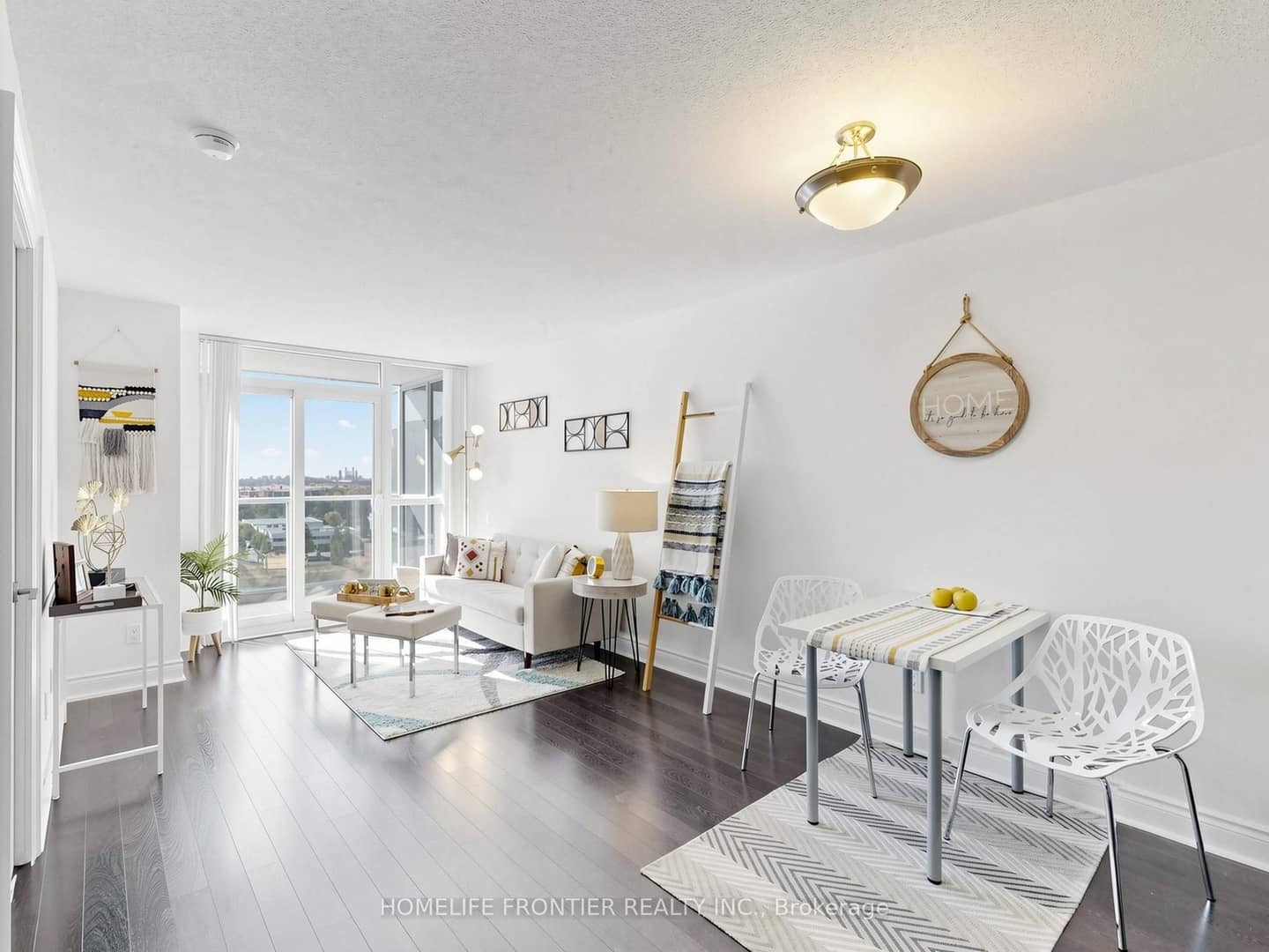 23 Cox Boulevard 1162, Markham, ON L3R 7Z9