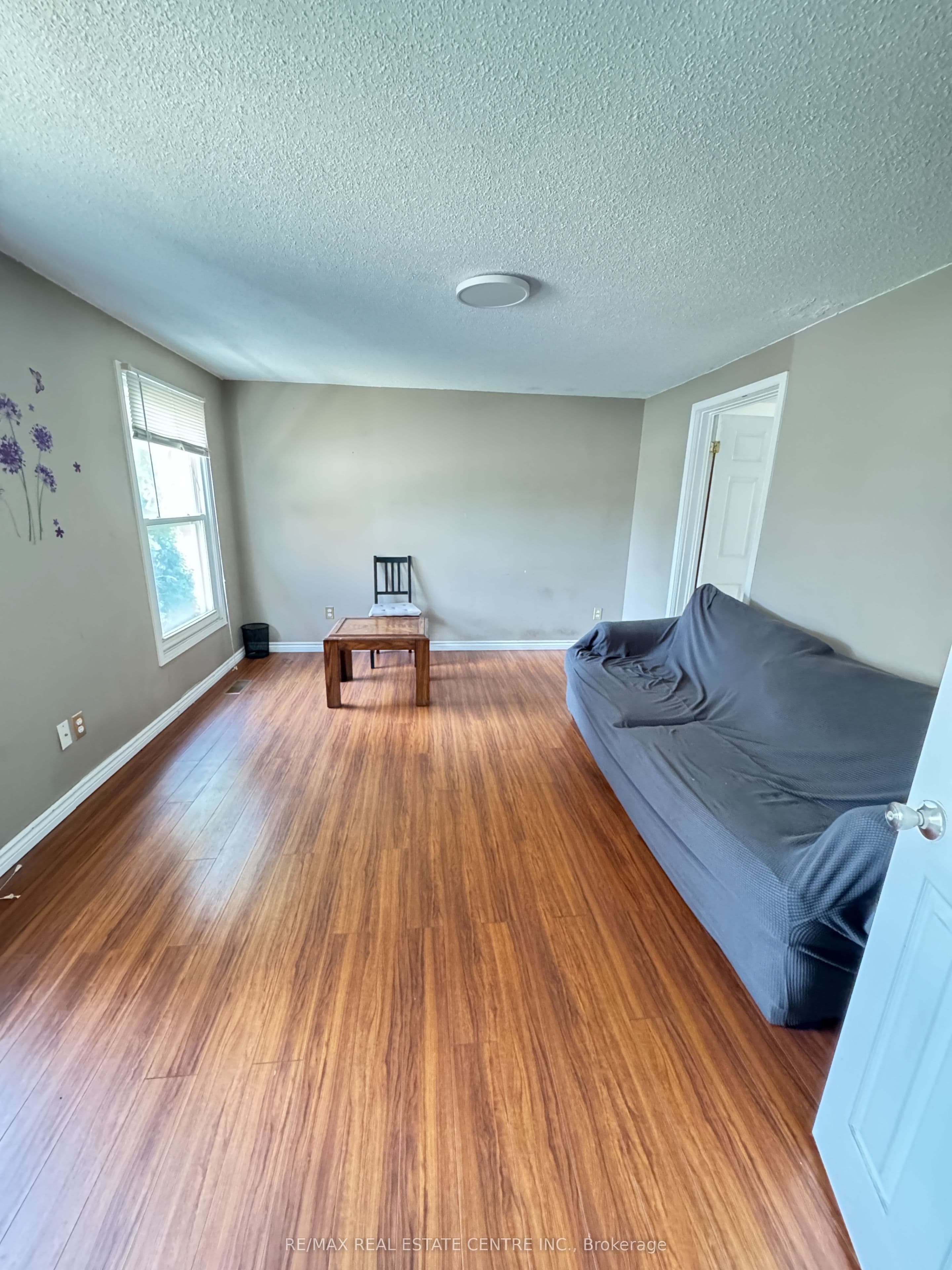129 KORTRIGHT Road W, Guelph, ON N1G 3N9