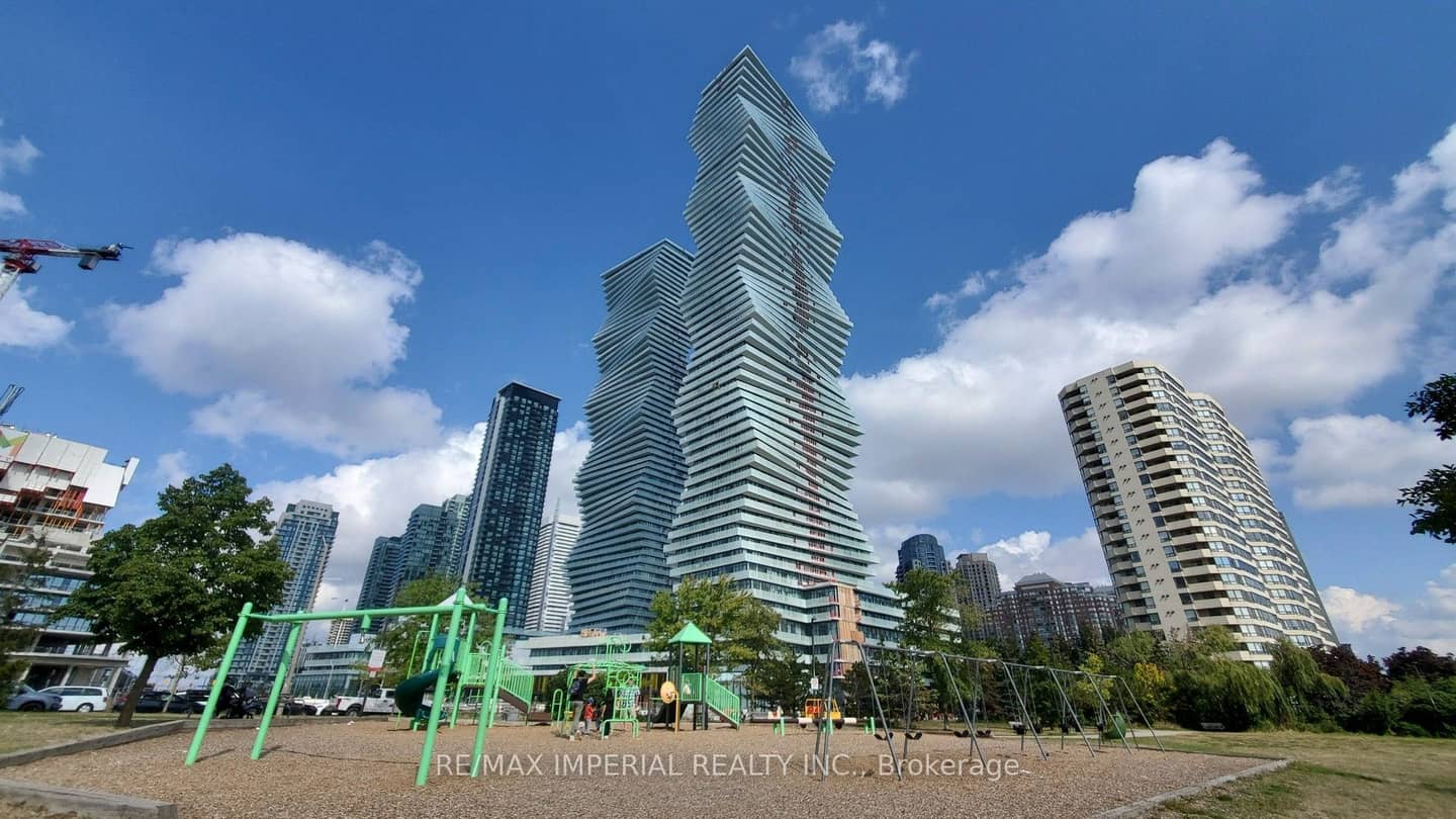 3883 Quartz Road 3811, Mississauga, ON L5B 0M4