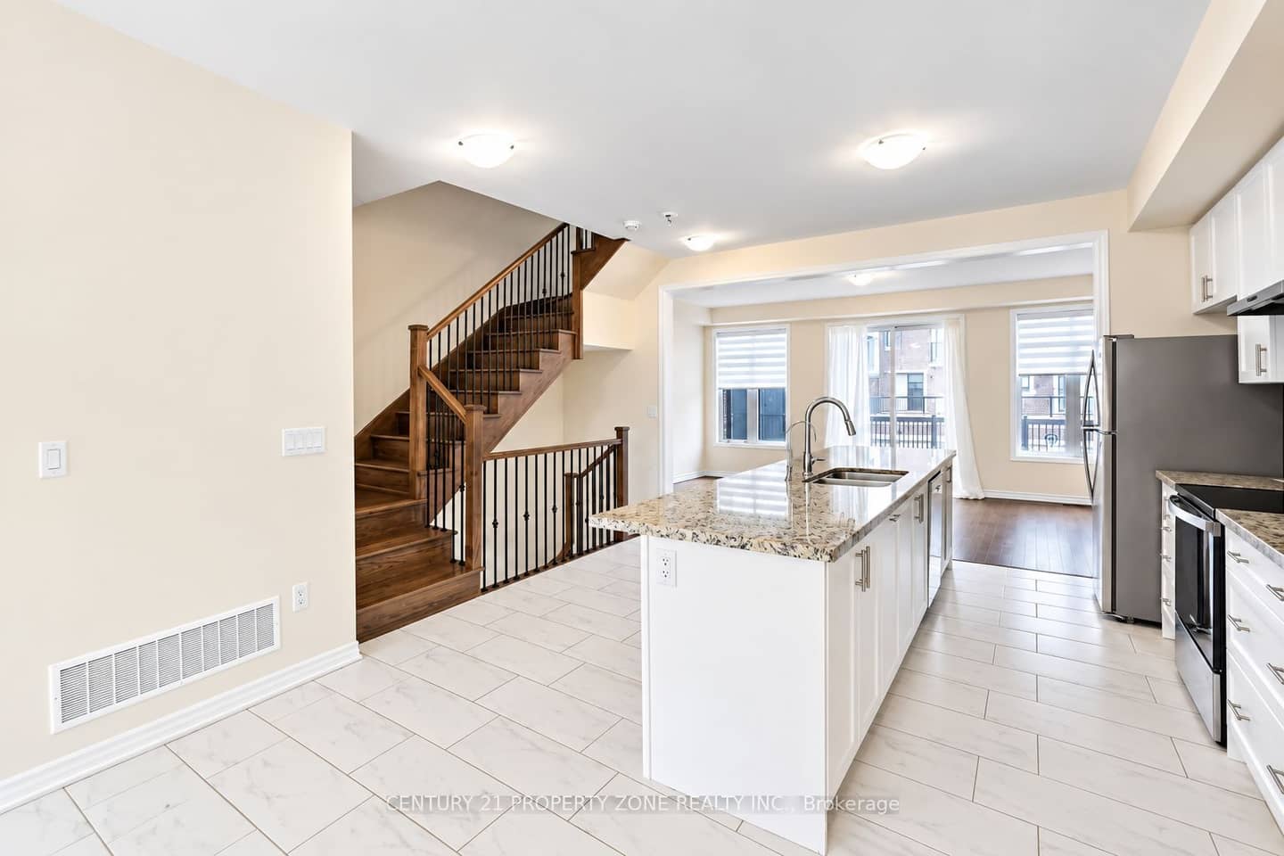 43 Minnock Street, Caledon, ON L7C 4K9
