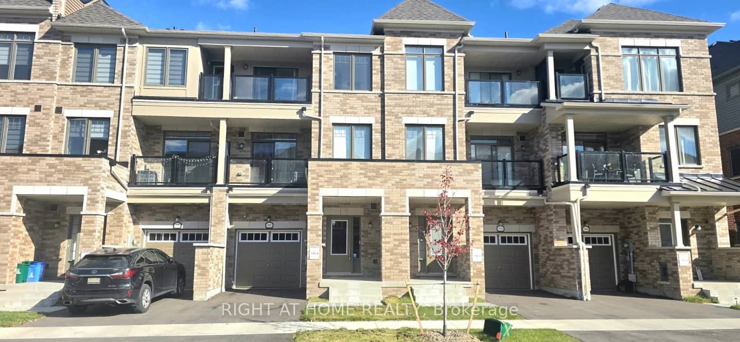 1992 Cameron Lott Crescent, Oshawa, ON L1H 7K5