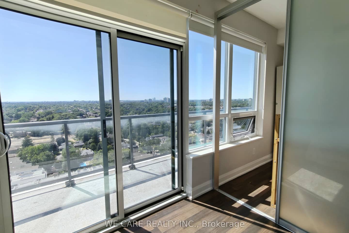 68 Canterbury Place PH05, Toronto, ON M2N 0H8