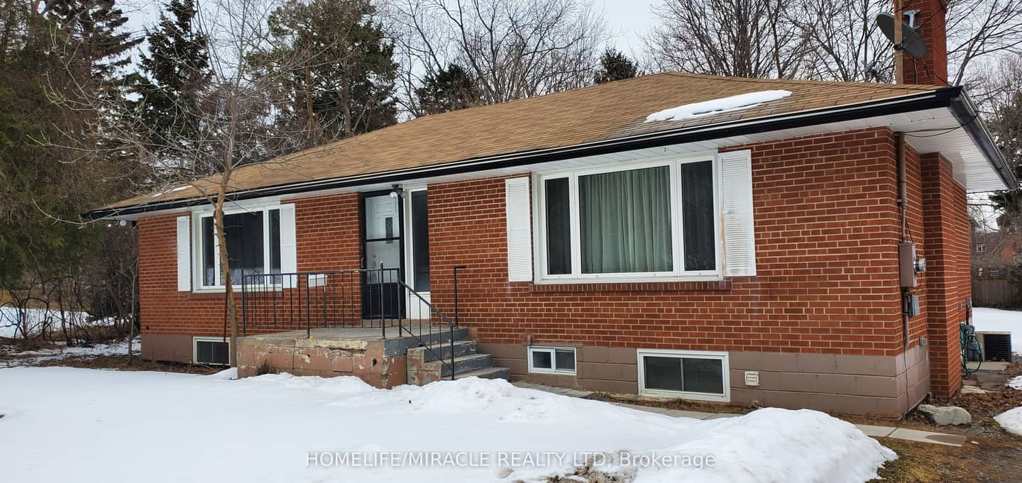544 Gillmoss Road, Pickering, ON L1W 3J4