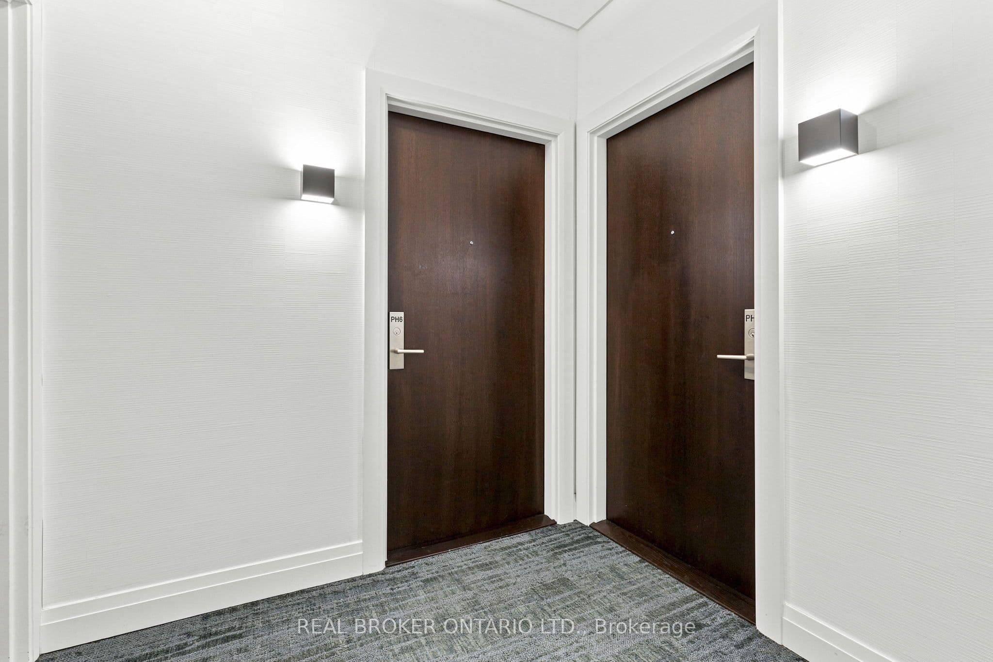 39 Annie Craig Drive PH06, Toronto, ON M8V 0H1