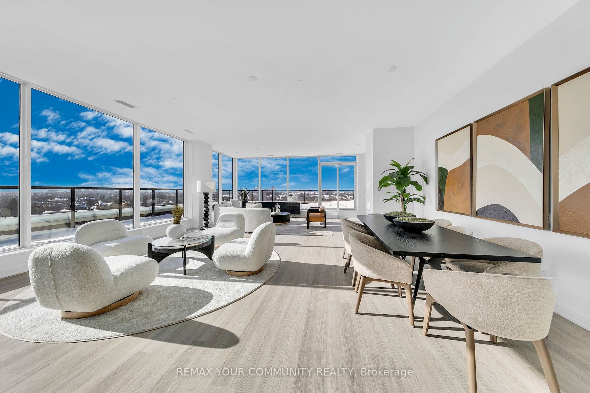 8188 NW Yonge Street 1002, Vaughan, ON L4J 0M2