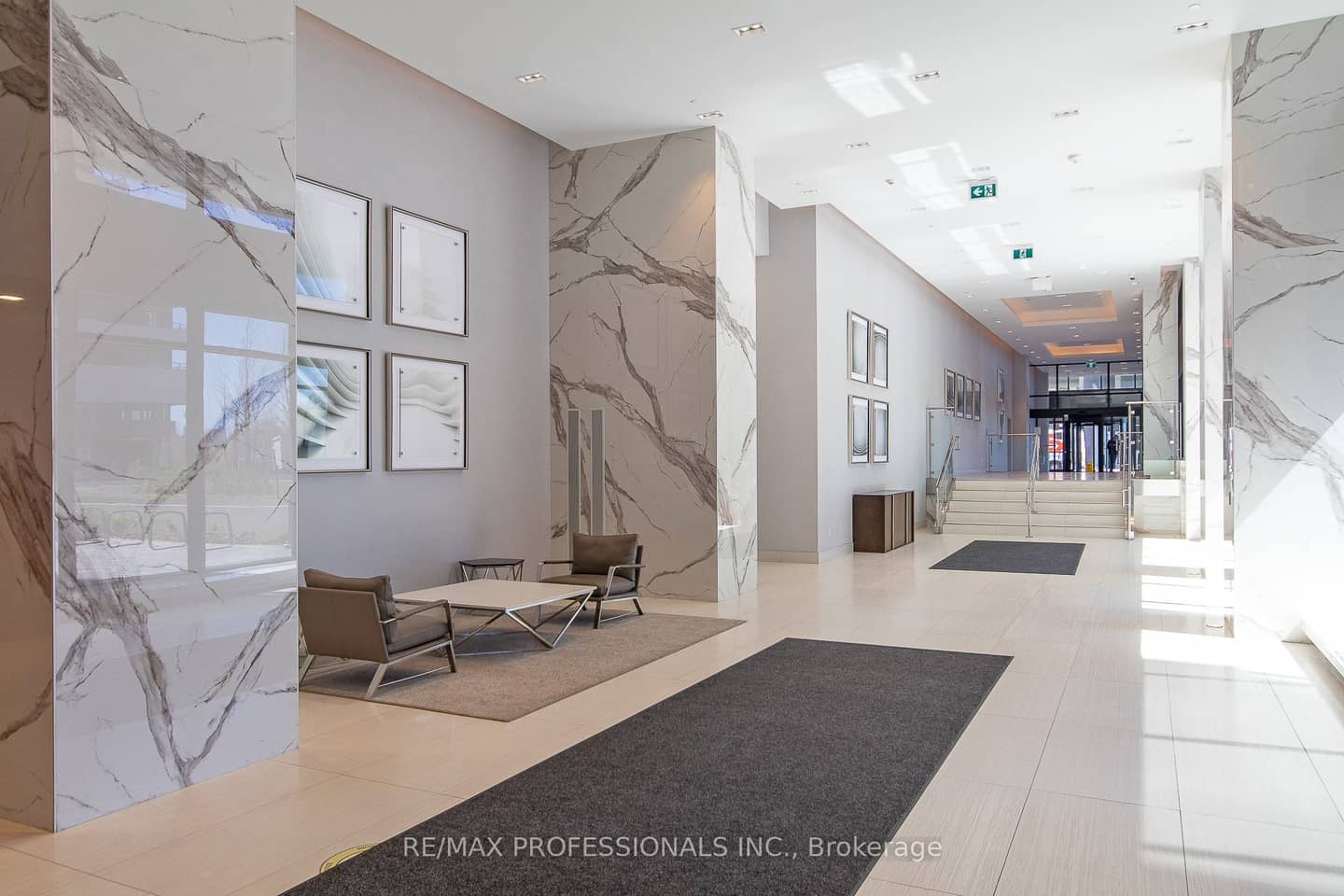 30 Shore Breeze Drive 1614, Toronto, ON M8V 0J1