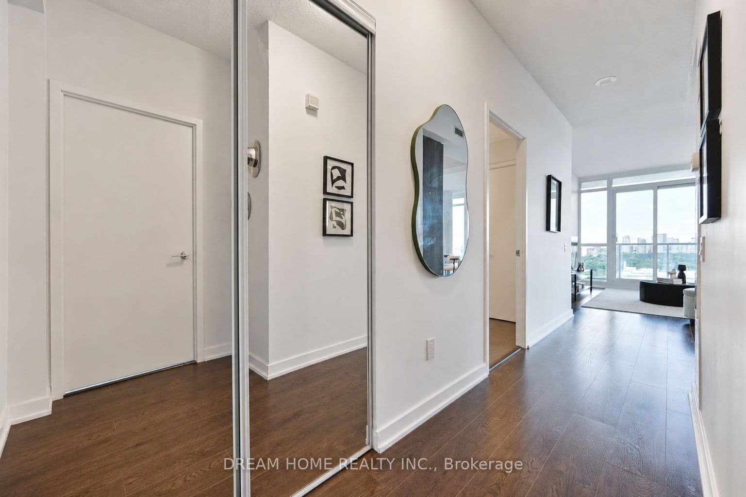 121 Mcmahon Drive 2608, Toronto, ON M2K 0C1