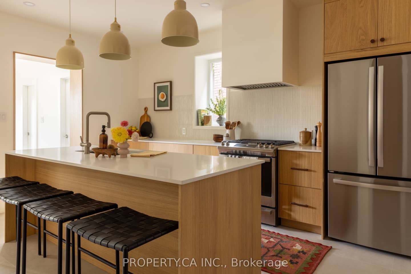 197 Roxton Road, Toronto, ON M6J 2Y4