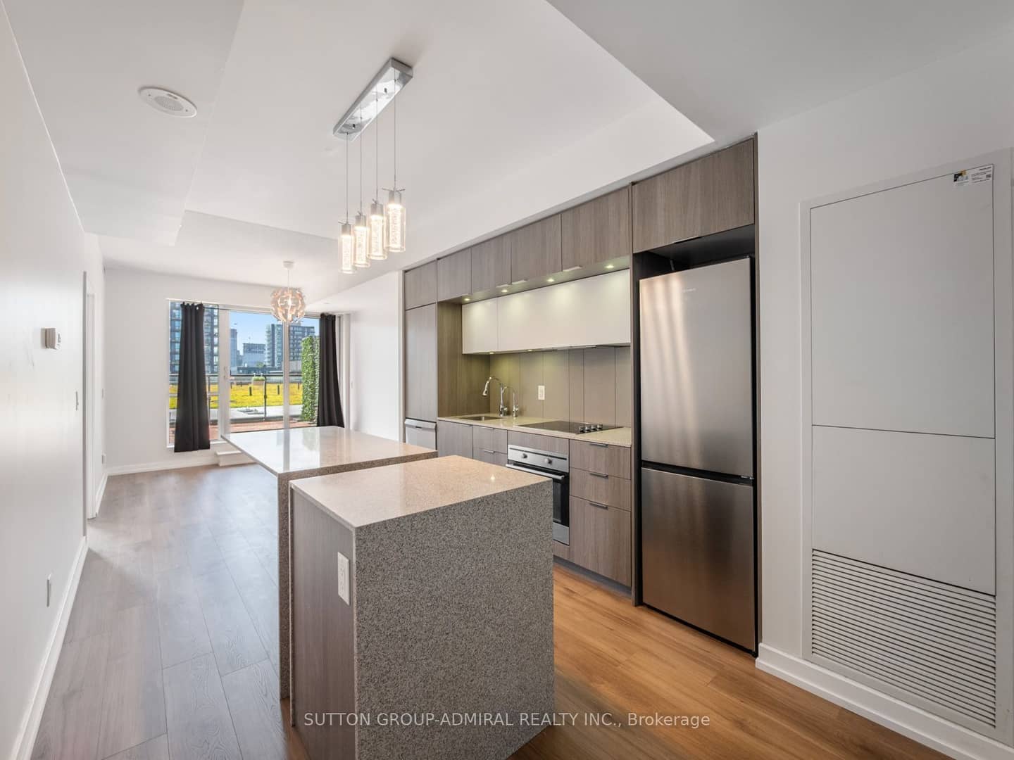 170 Sumach Street 907, Toronto, ON M5A 0C3