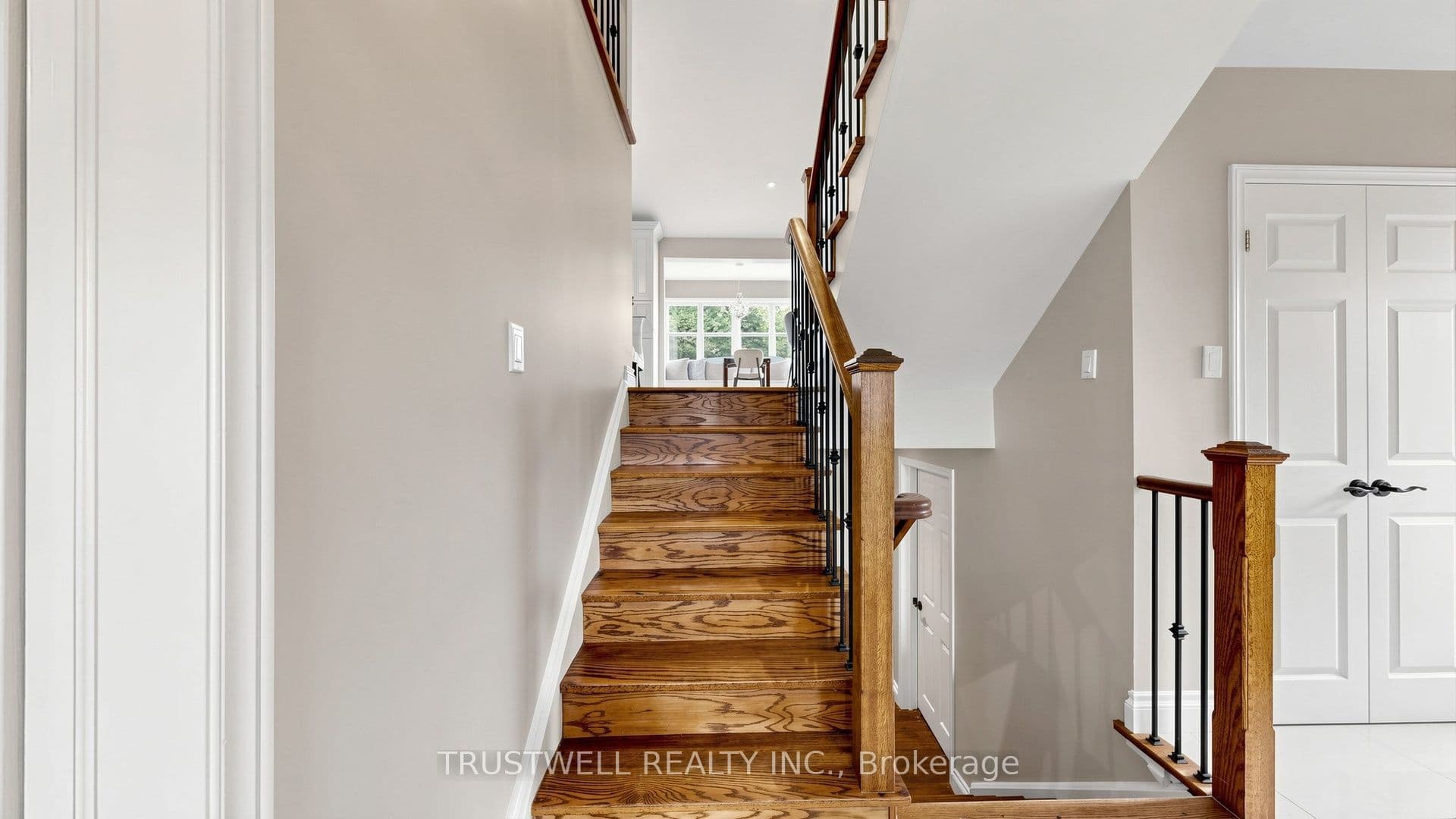 23 Shawfield Crescent, Toronto, ON M3A 1R9