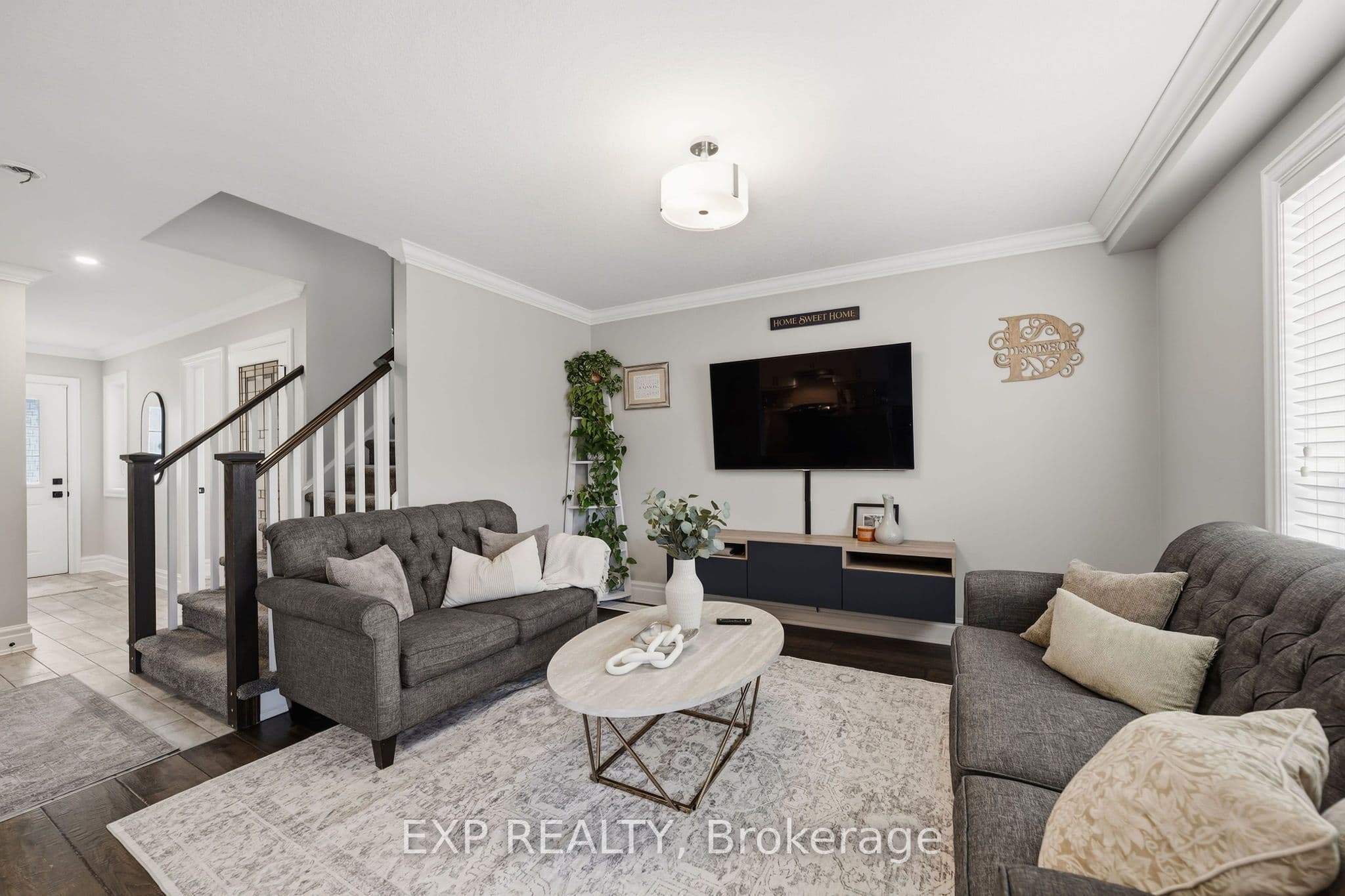 2700 Foxbend Link, London North, ON N6G 0M7