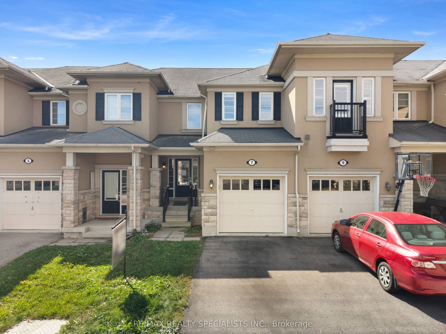 7 Stotts Terrace, Toronto, ON M1C 0C8