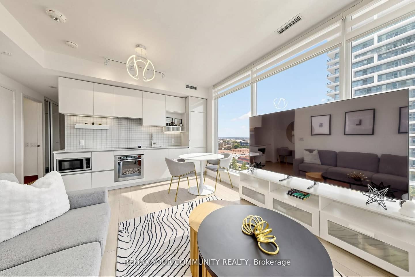 898 Portage Parkway 1503, Vaughan, ON L4K 0J6