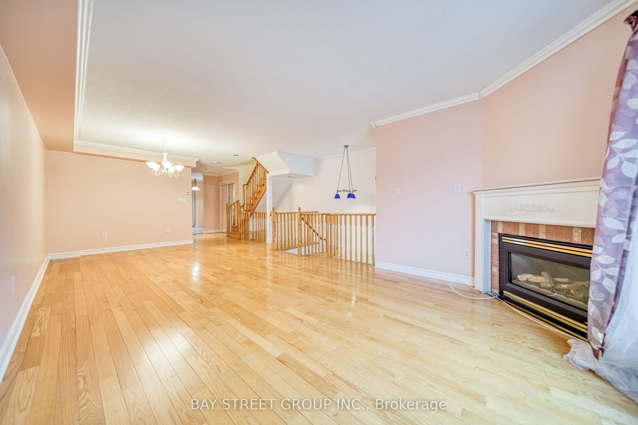 27 Orchid Road, Markham, ON L3T 7T7