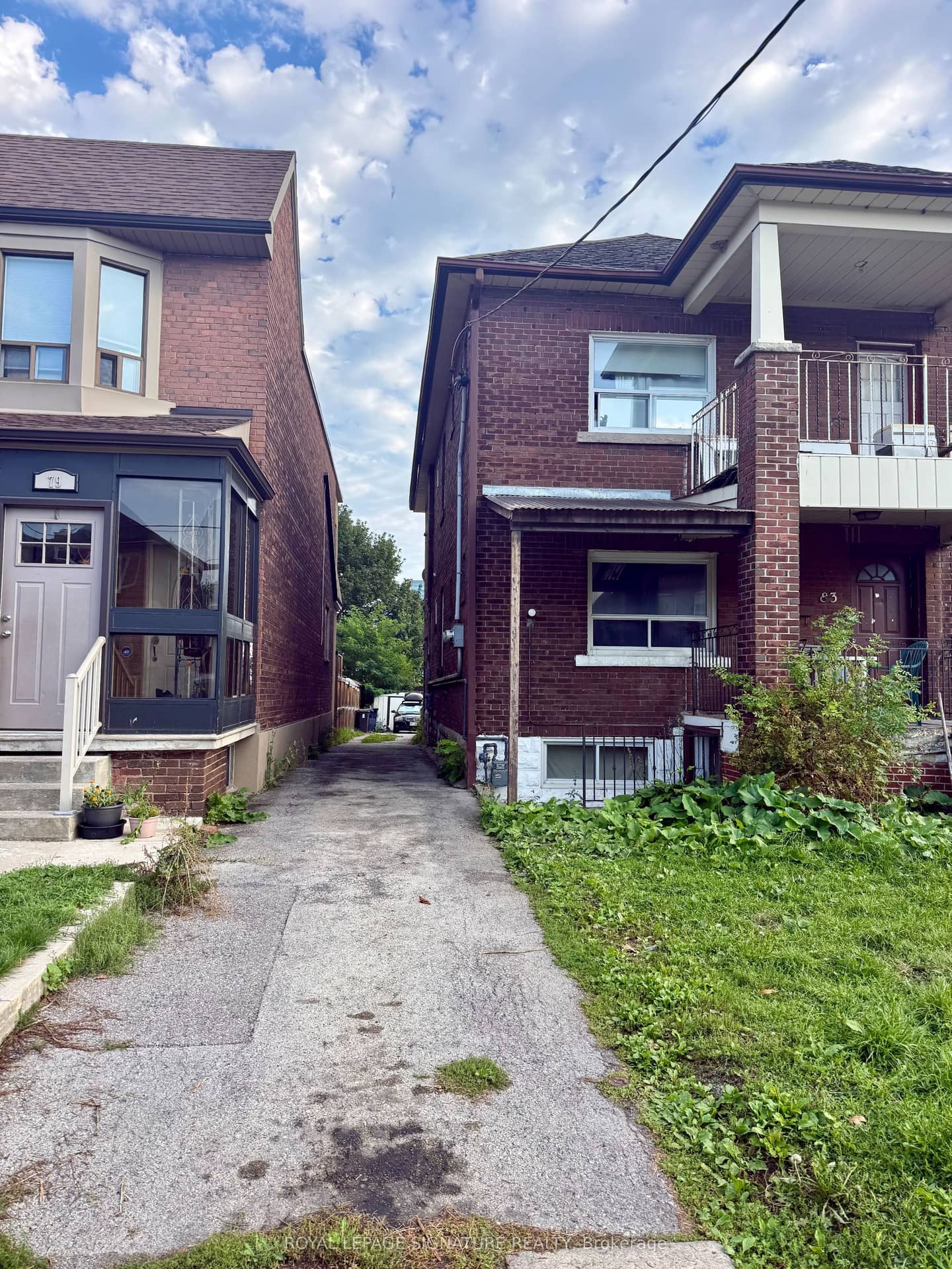 83 Ashburnham Road, Toronto, ON M6H 2K6