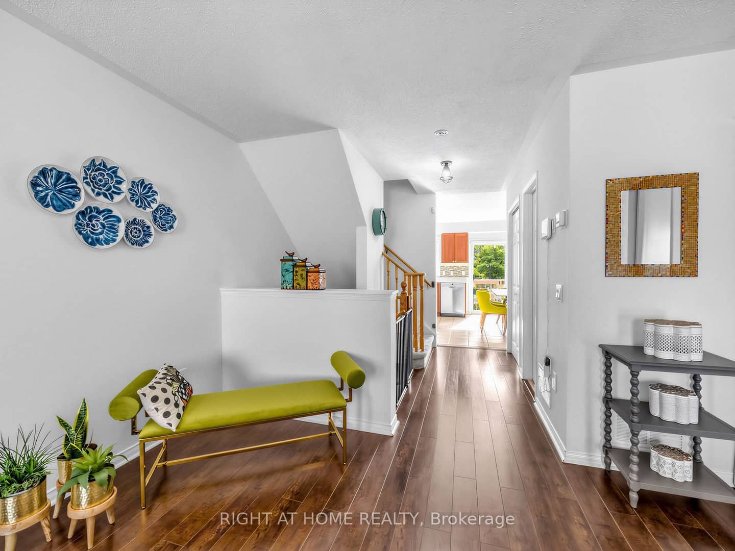 50 Strathaven Drive 46, Mississauga, ON L5R 4E7